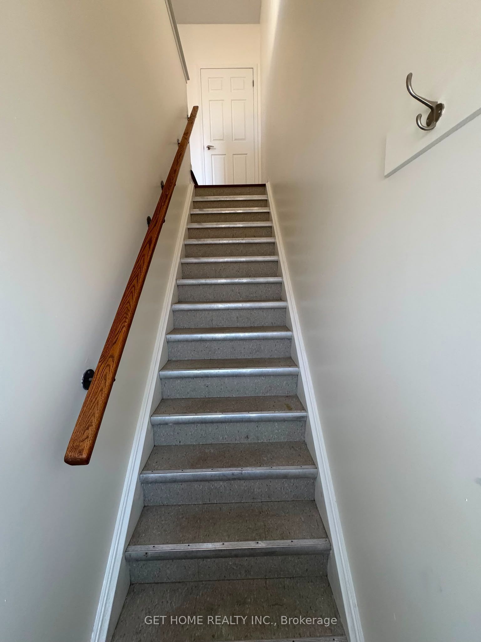 Unit Coach house - 5 Raven Cross Avenue, Markham 2