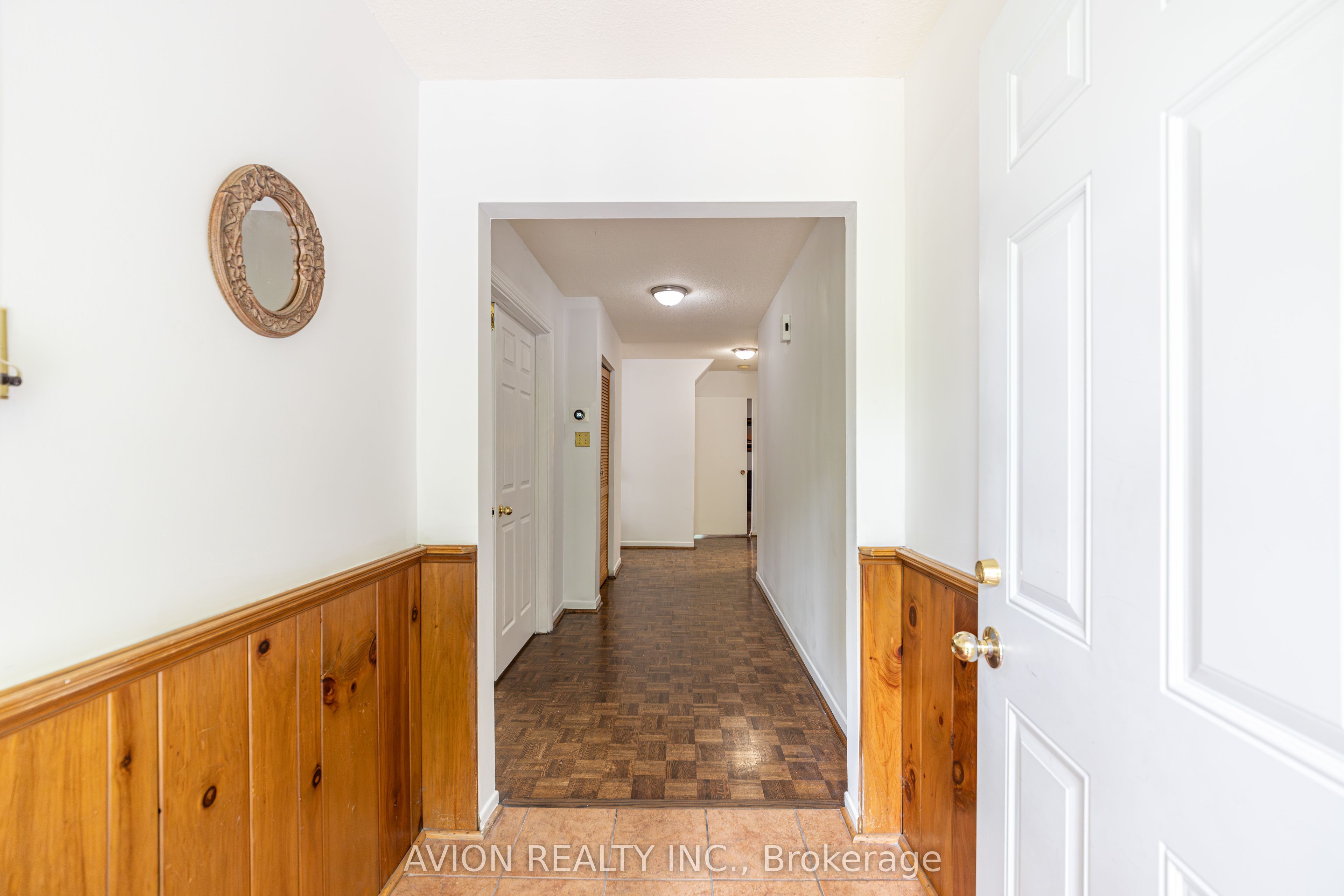 241 Weldrick Road W, Richmond Hill 2