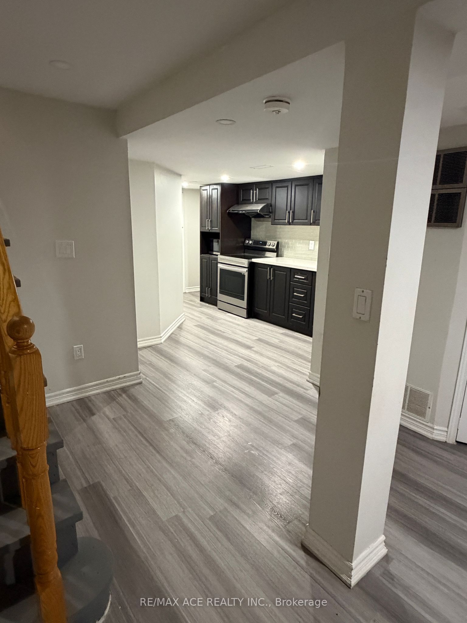 Unit Bsmt - 106 Tara Crescent, Markham 5
