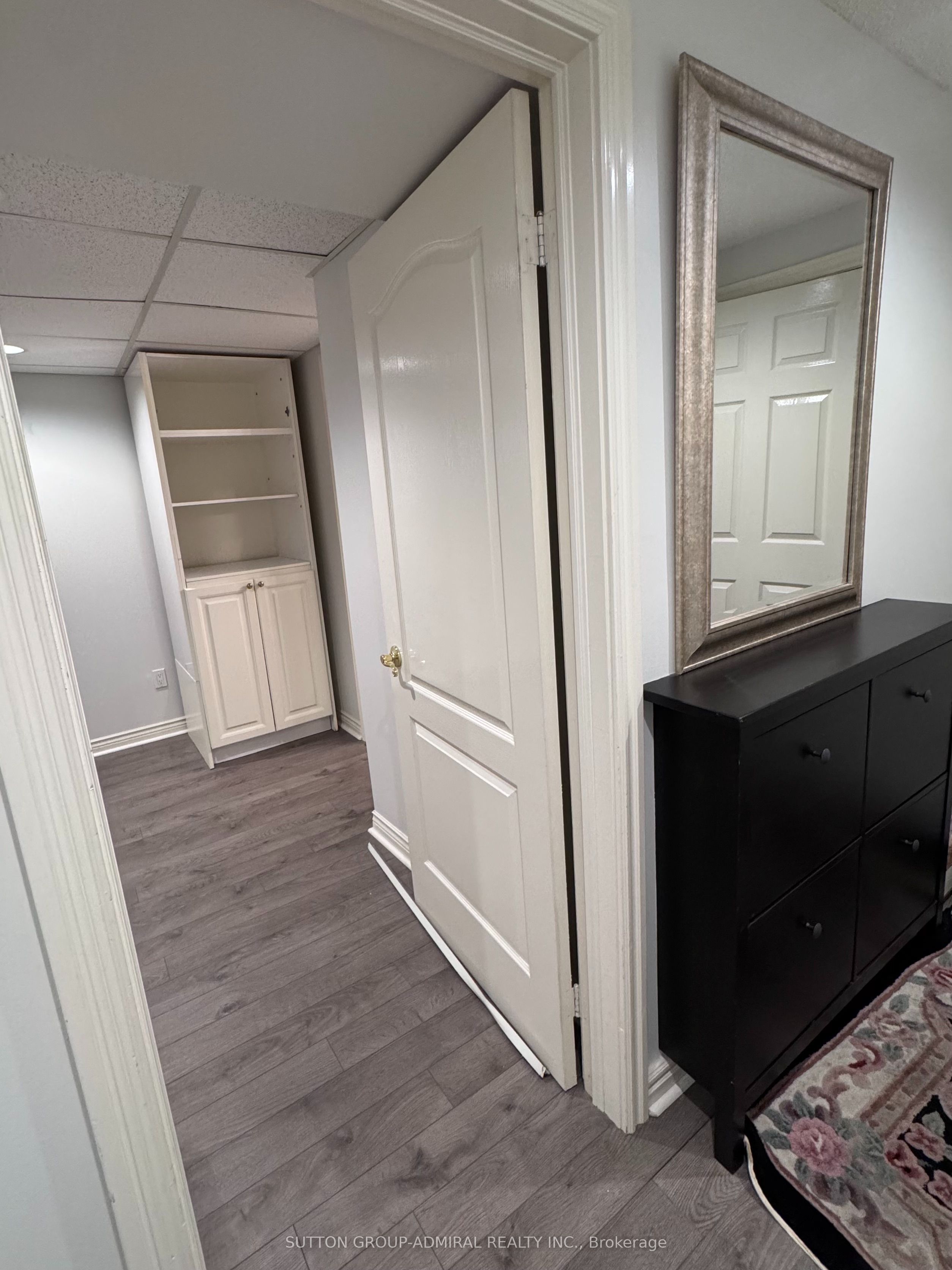 Unit LOWER - 60 Spring Town Road, Vaughan 3