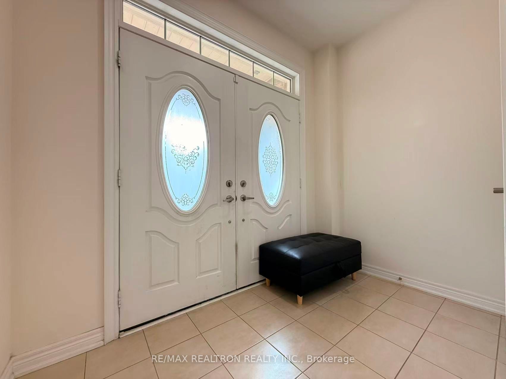 96 Ostrovsky Road, Vaughan 3