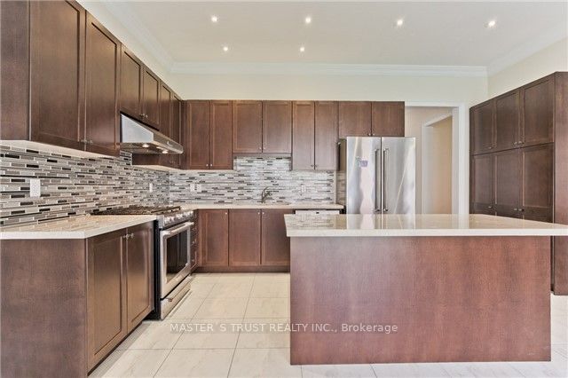 20 Mario Avenue, Markham 5