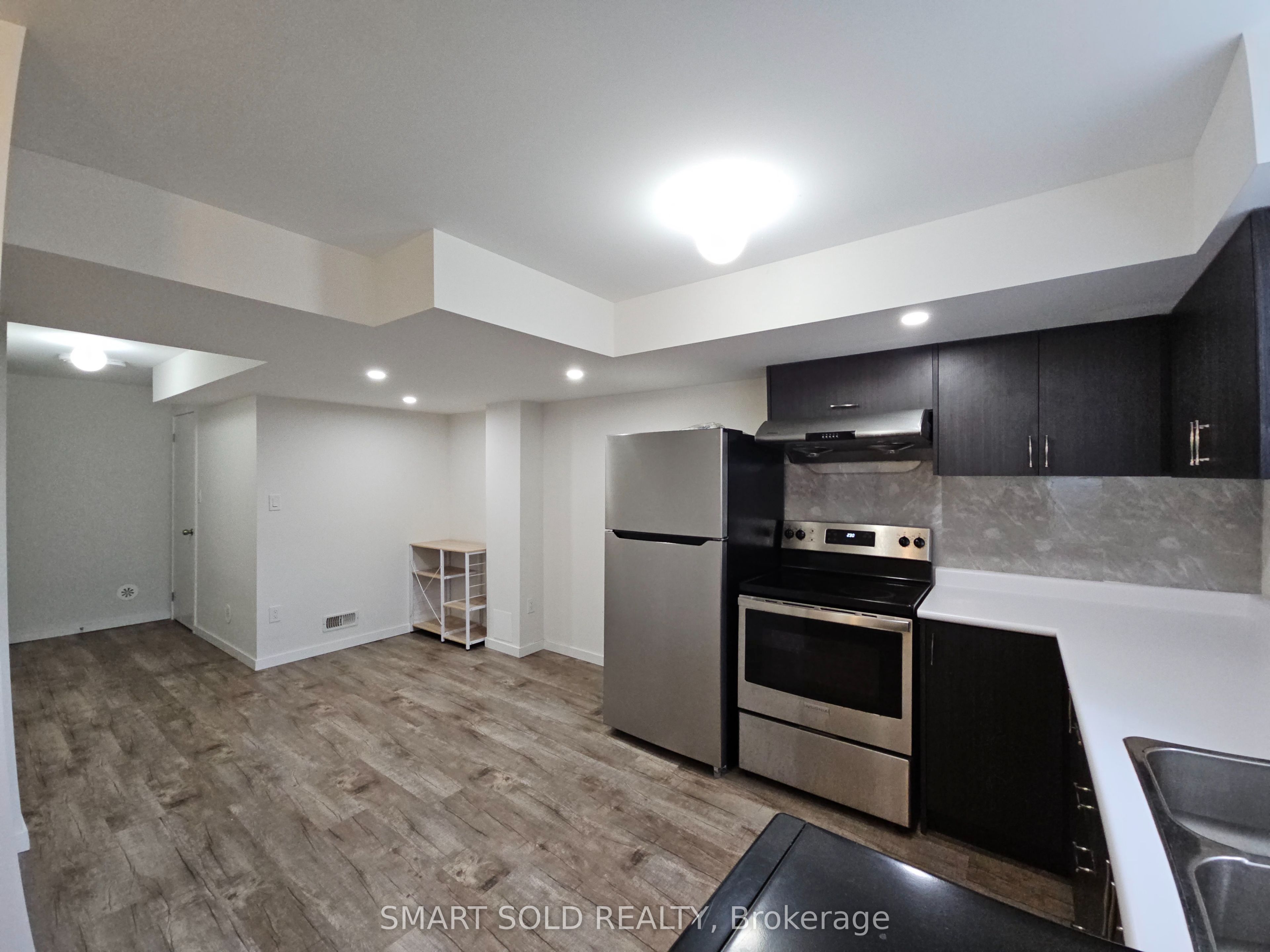 Unit Lower - 38 Wuhan Lane, Markham 5