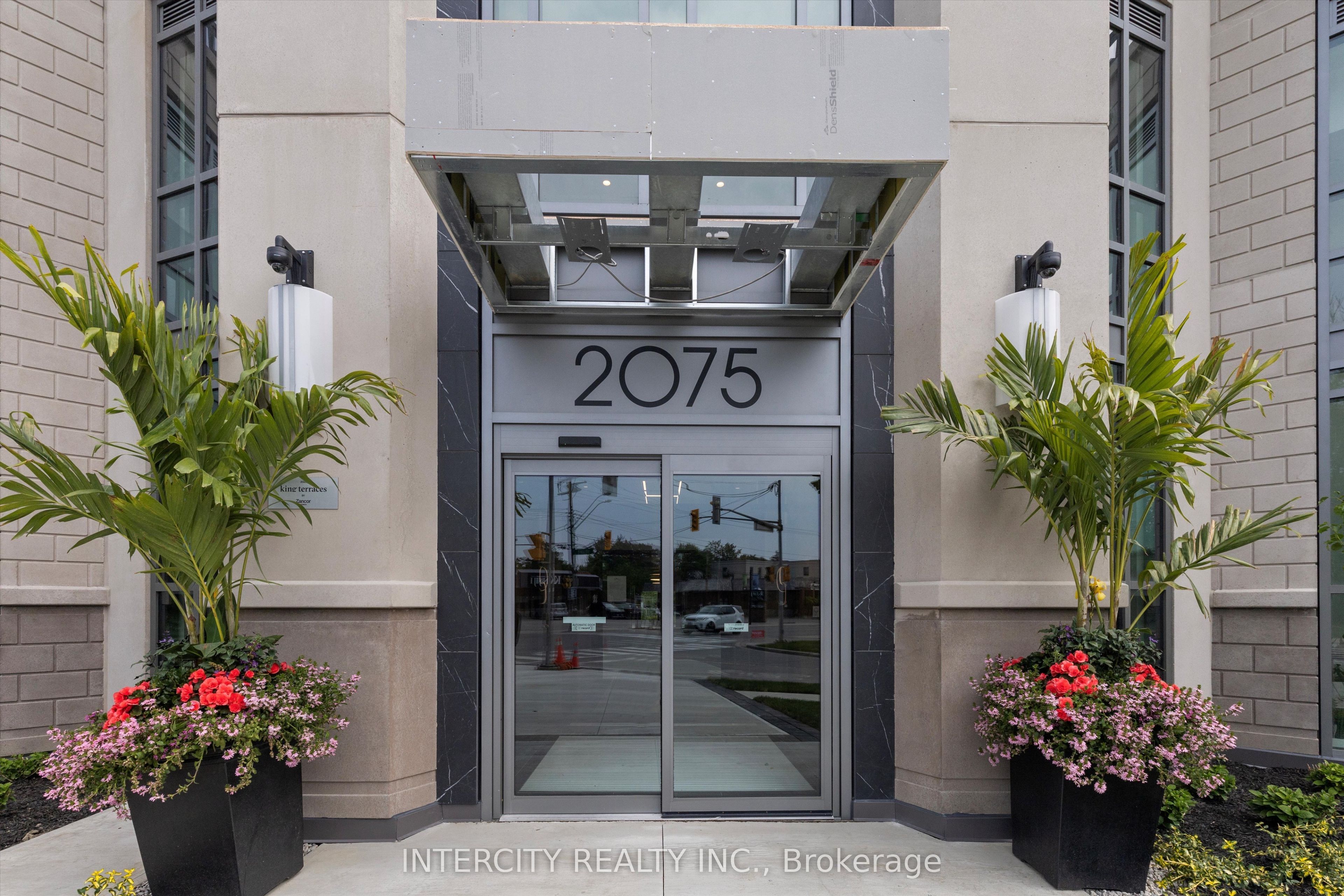 Unit 234 - 2075 King Road, King 3