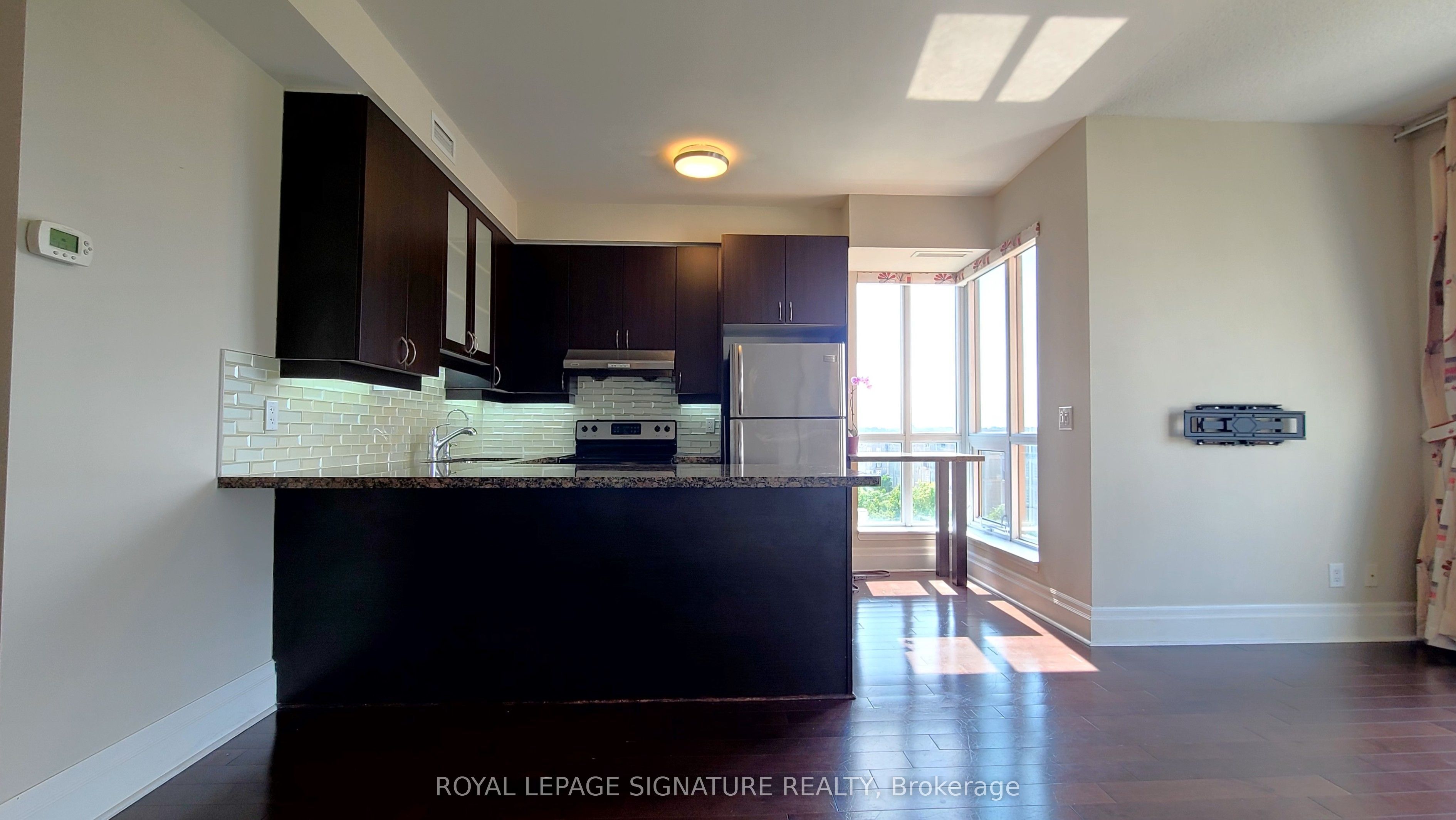 Unit 512 - 57 Upper Duke Crescent, Markham 4