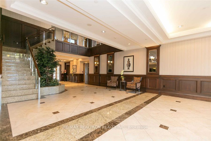 Unit 501 - 7 North Park Road, Vaughan 2