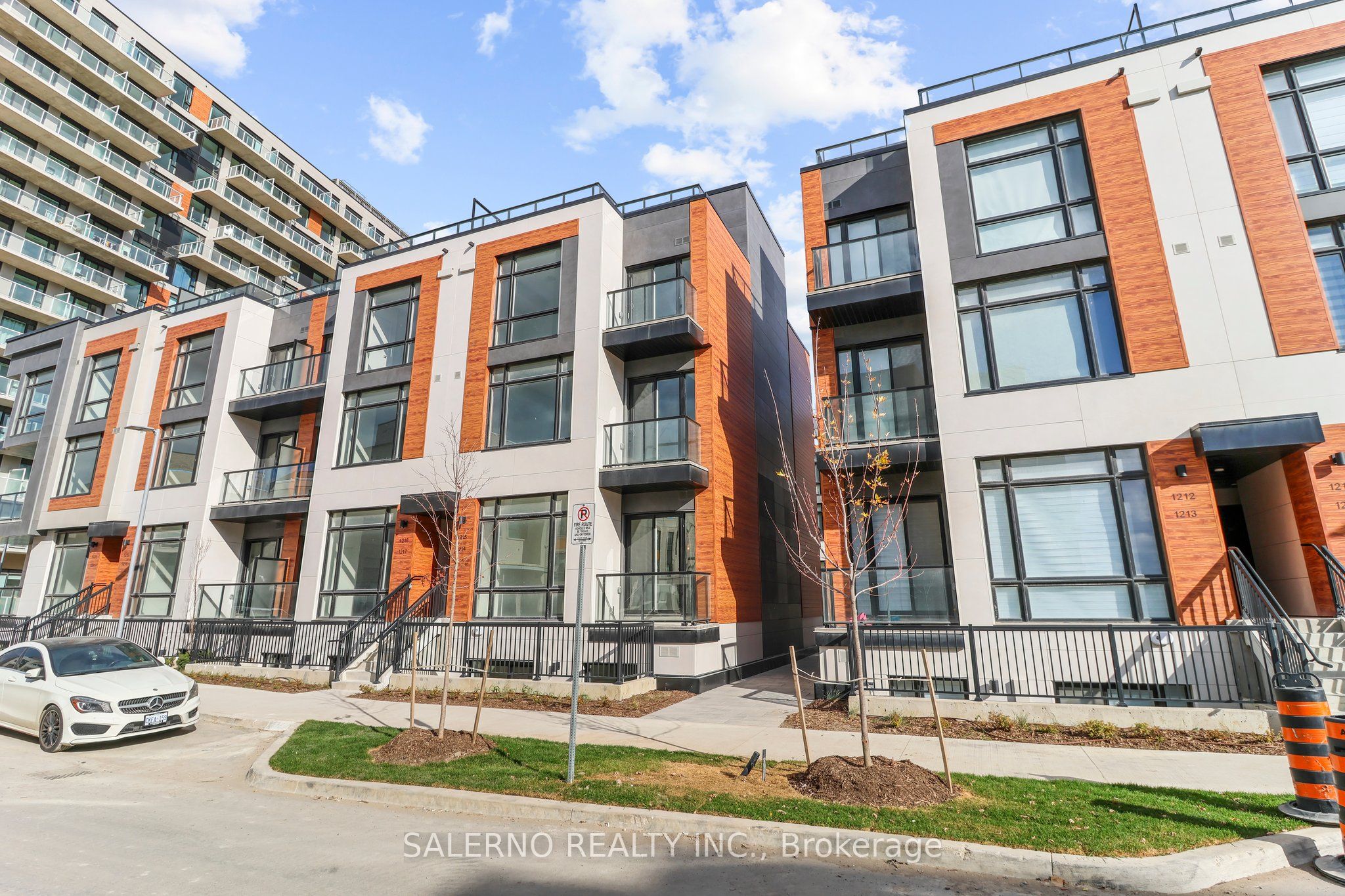 Unit 1214 - 8 David Eyer Road, Richmond Hill 2