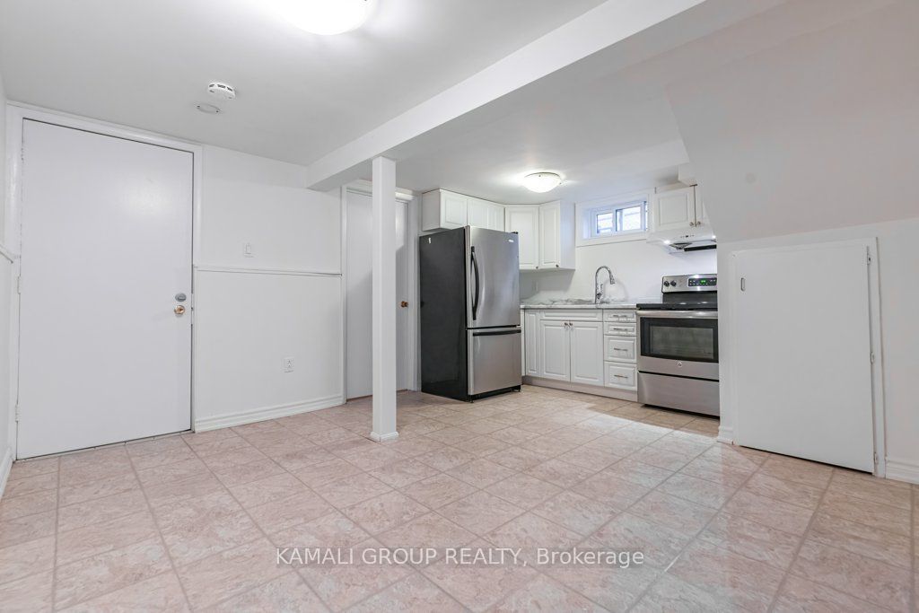 Unit BSMT - 25 Hillview Drive, Newmarket 5