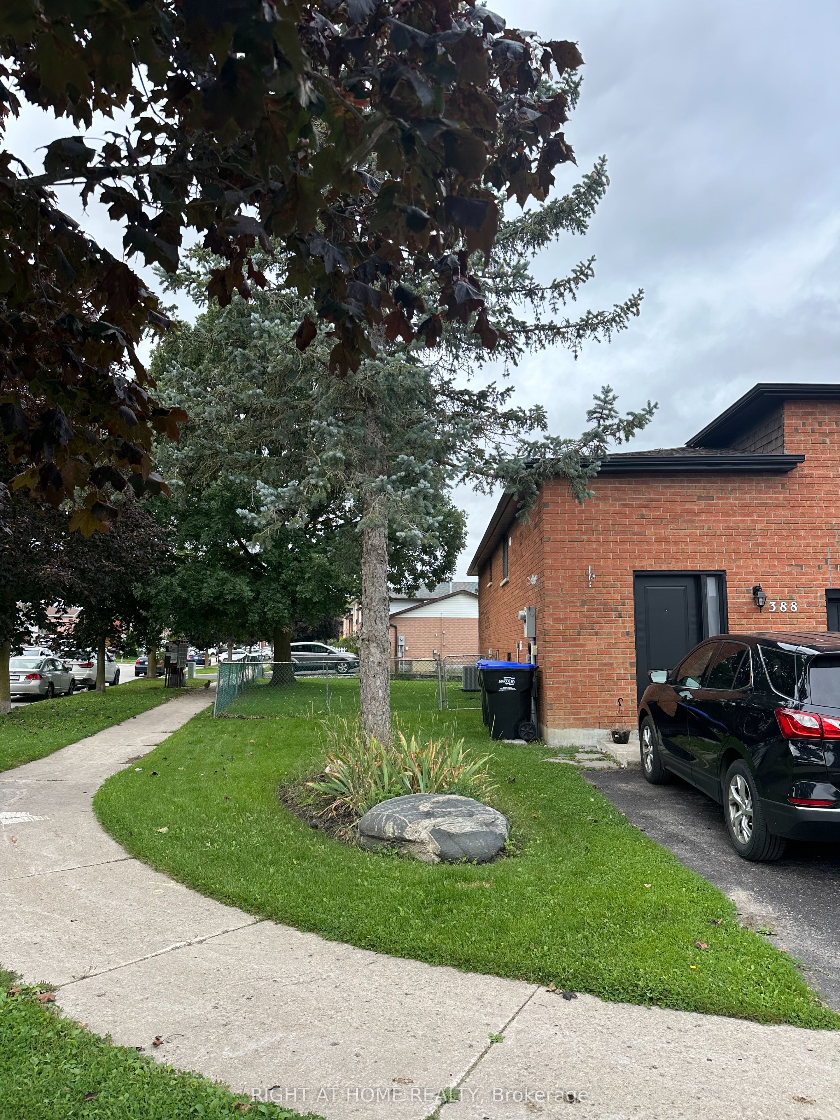 (Address not available), Bradford West Gwillimbury 2