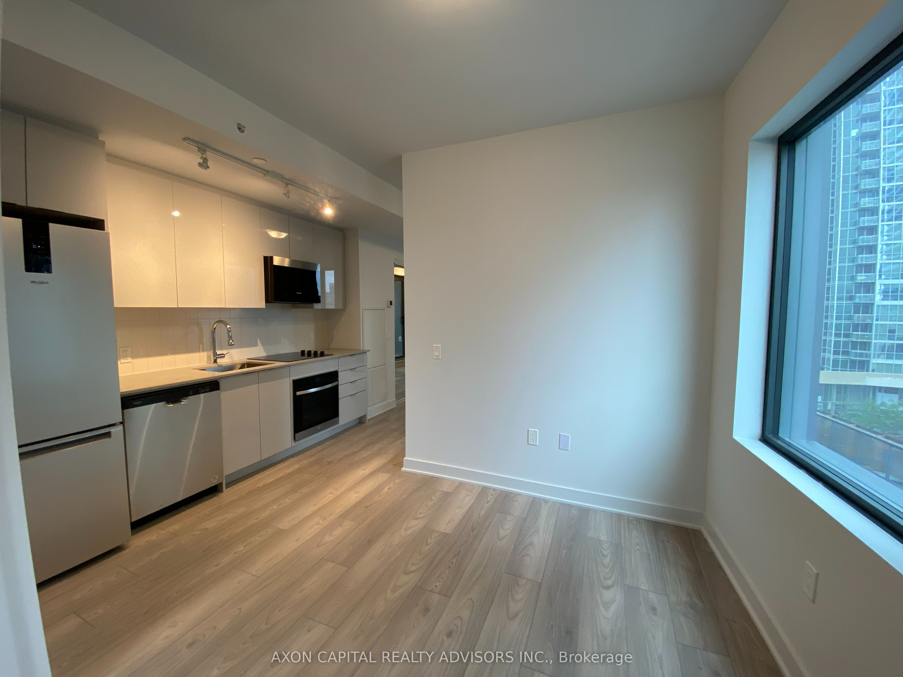 Unit 507 - 2920 Highway 7 Road, Vaughan 2