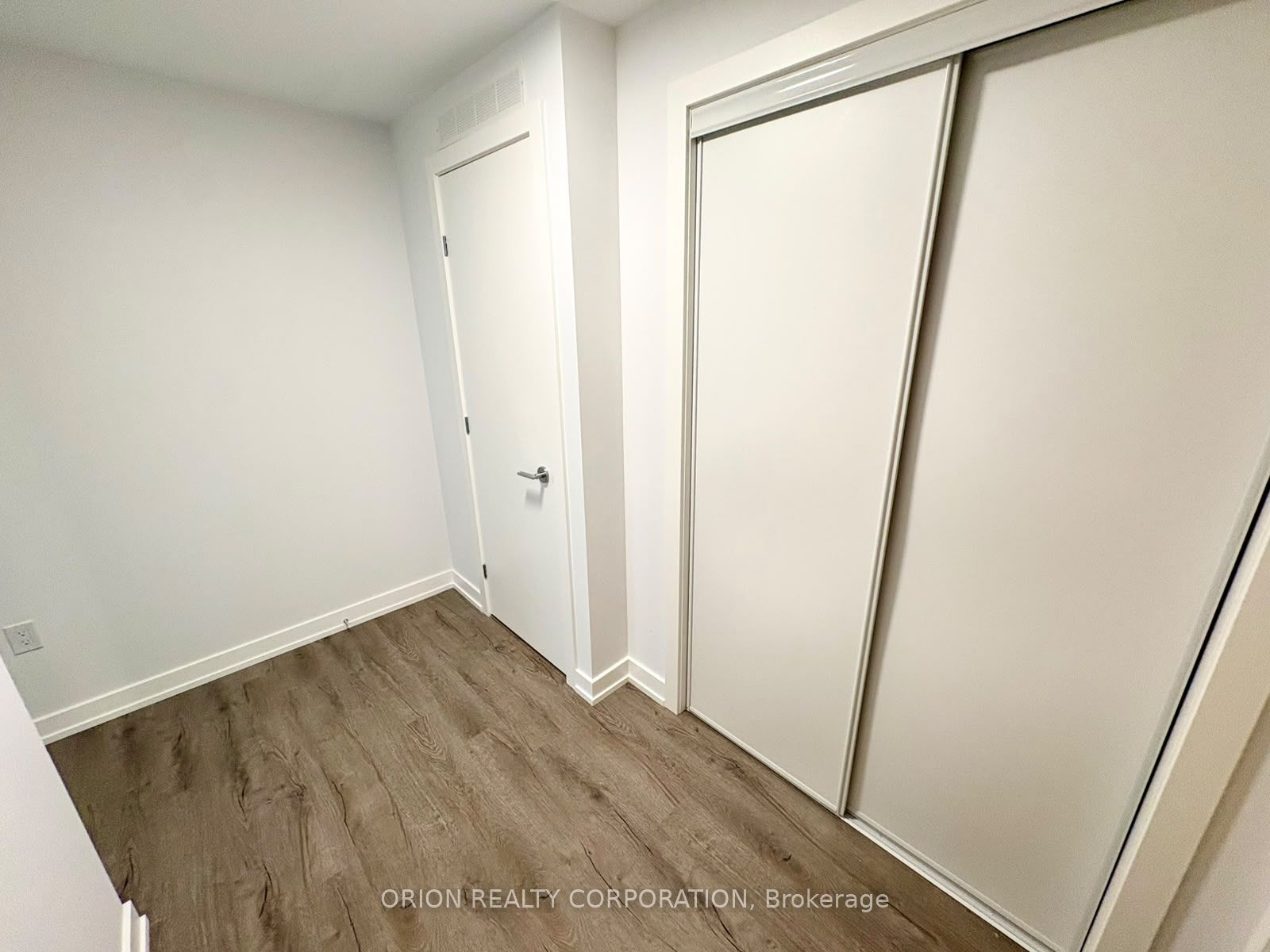 Unit 1508 - 21 Meadowdale Road, Vaughan 3