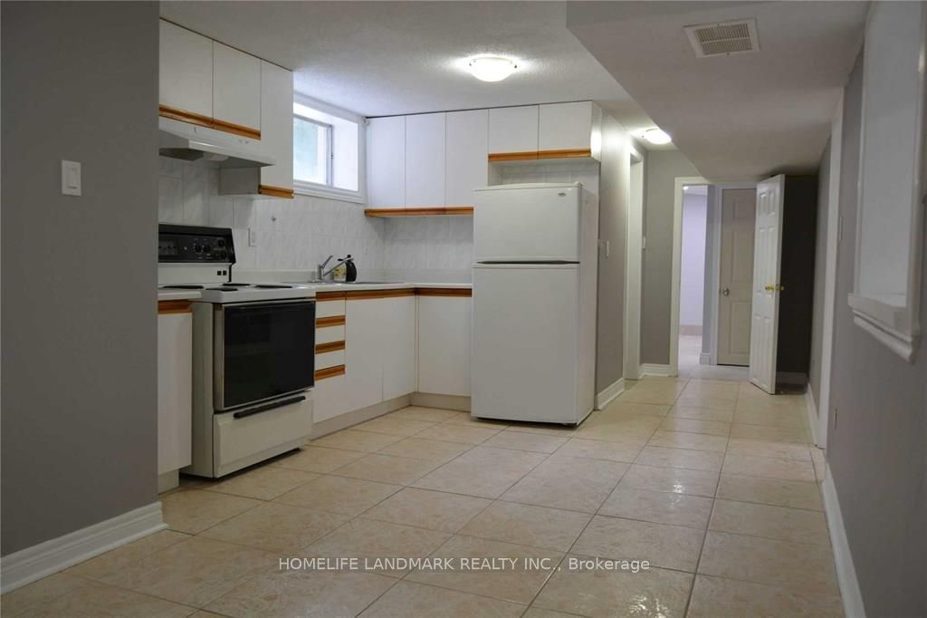 Unit Bsmnt - 190 Barrie Street, Bradford West Gwillimbury 4