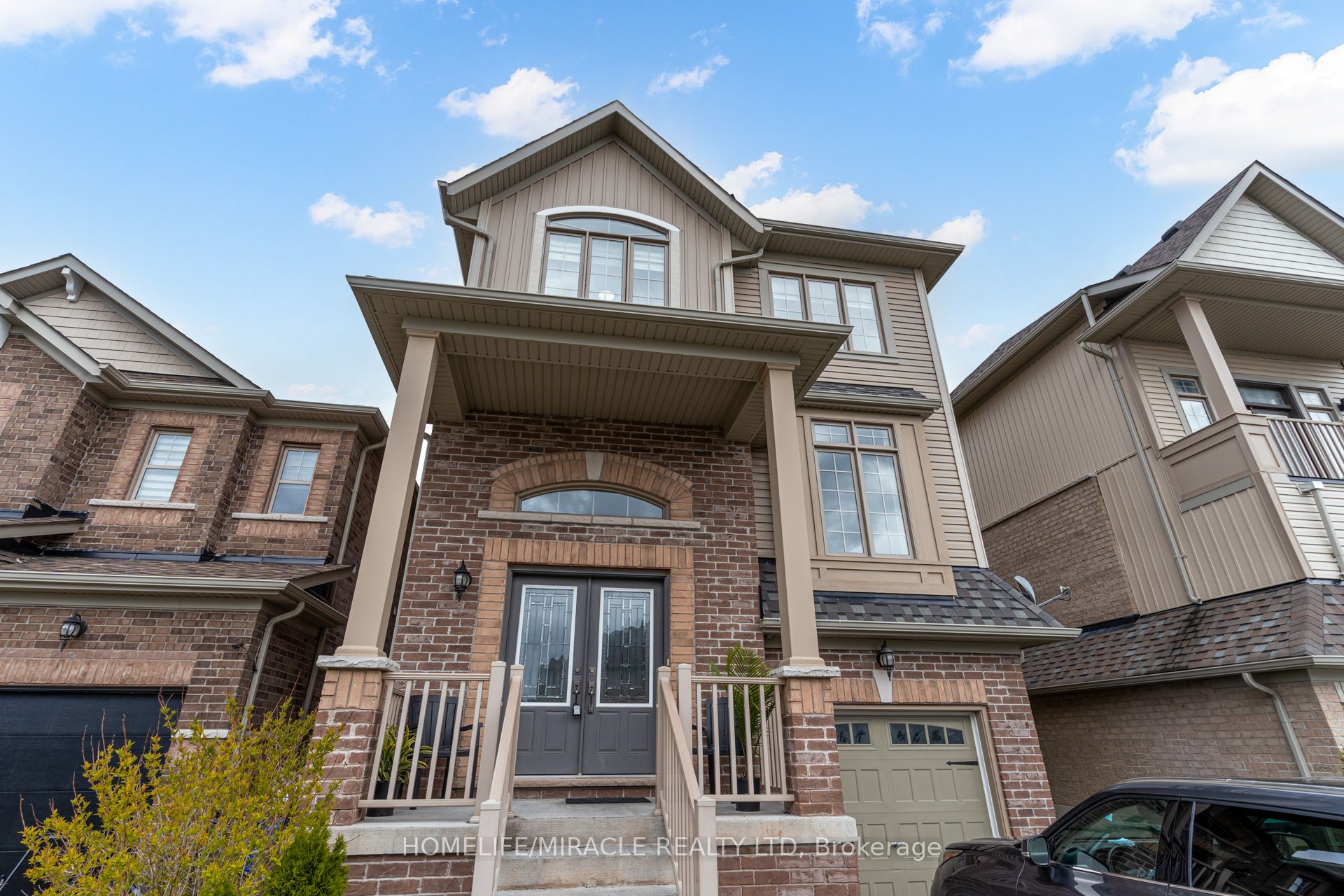 81 Willoughby Way, New Tecumseth 3