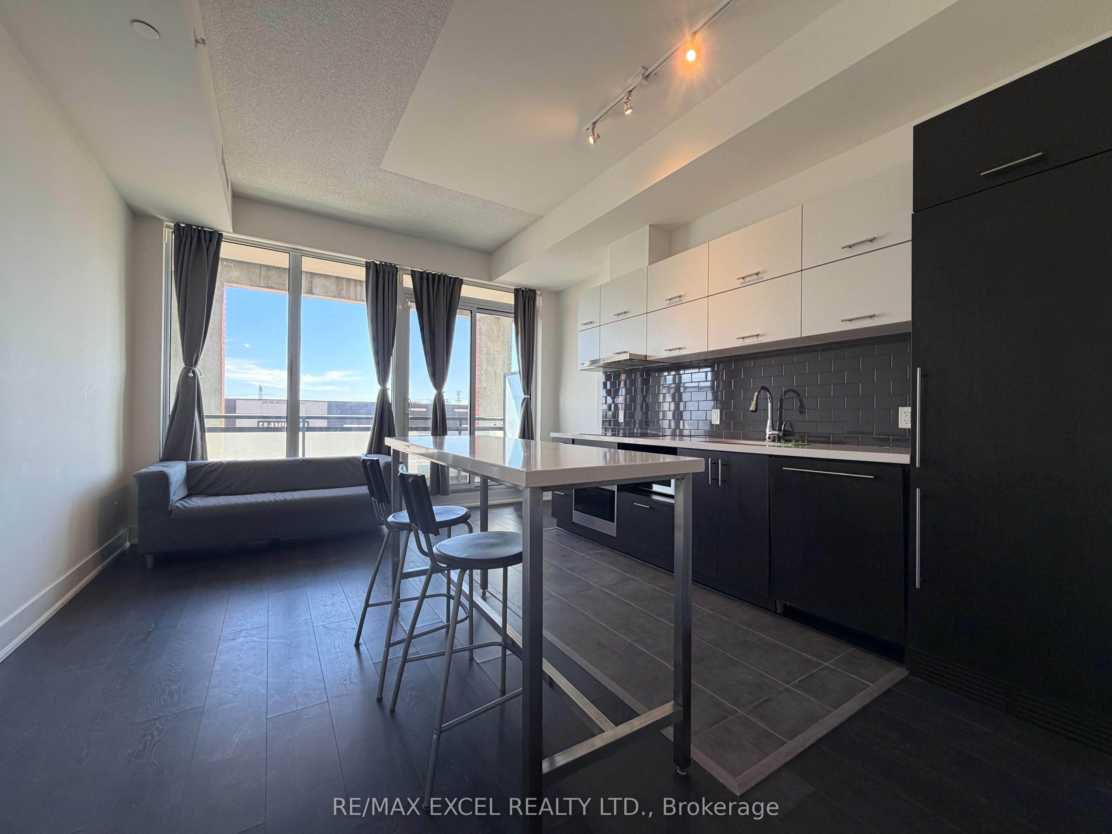 Unit 512 - 180 Enterprise Boulevard, Markham 3