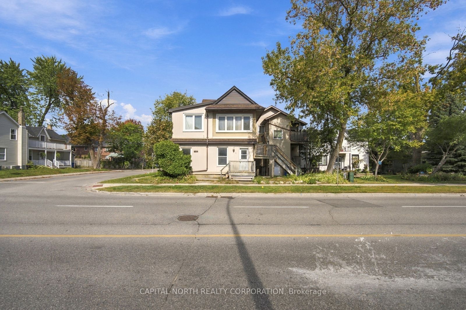 Unit 2 - 104 Wellington Street E, Aurora 1
