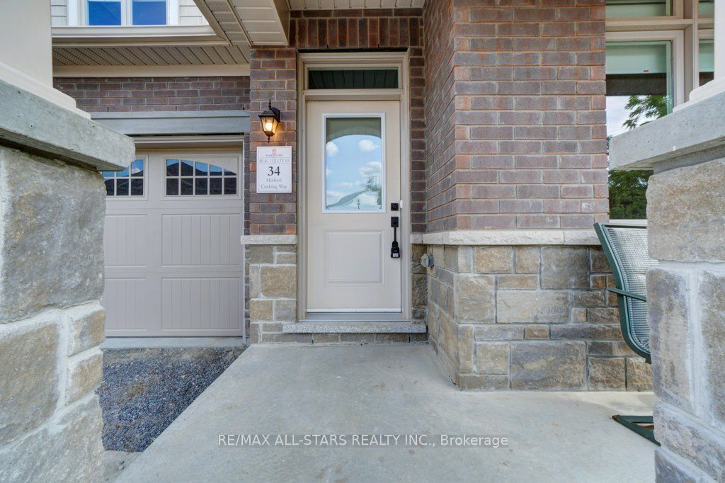 34 Hildred Cushing Way, Uxbridge 4