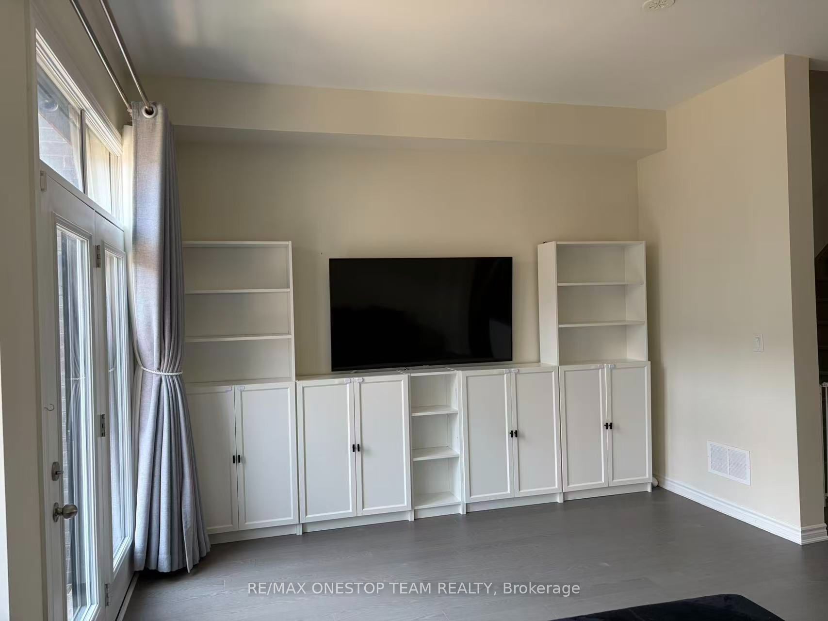 203 Lebovic Campus Drive, Vaughan 4