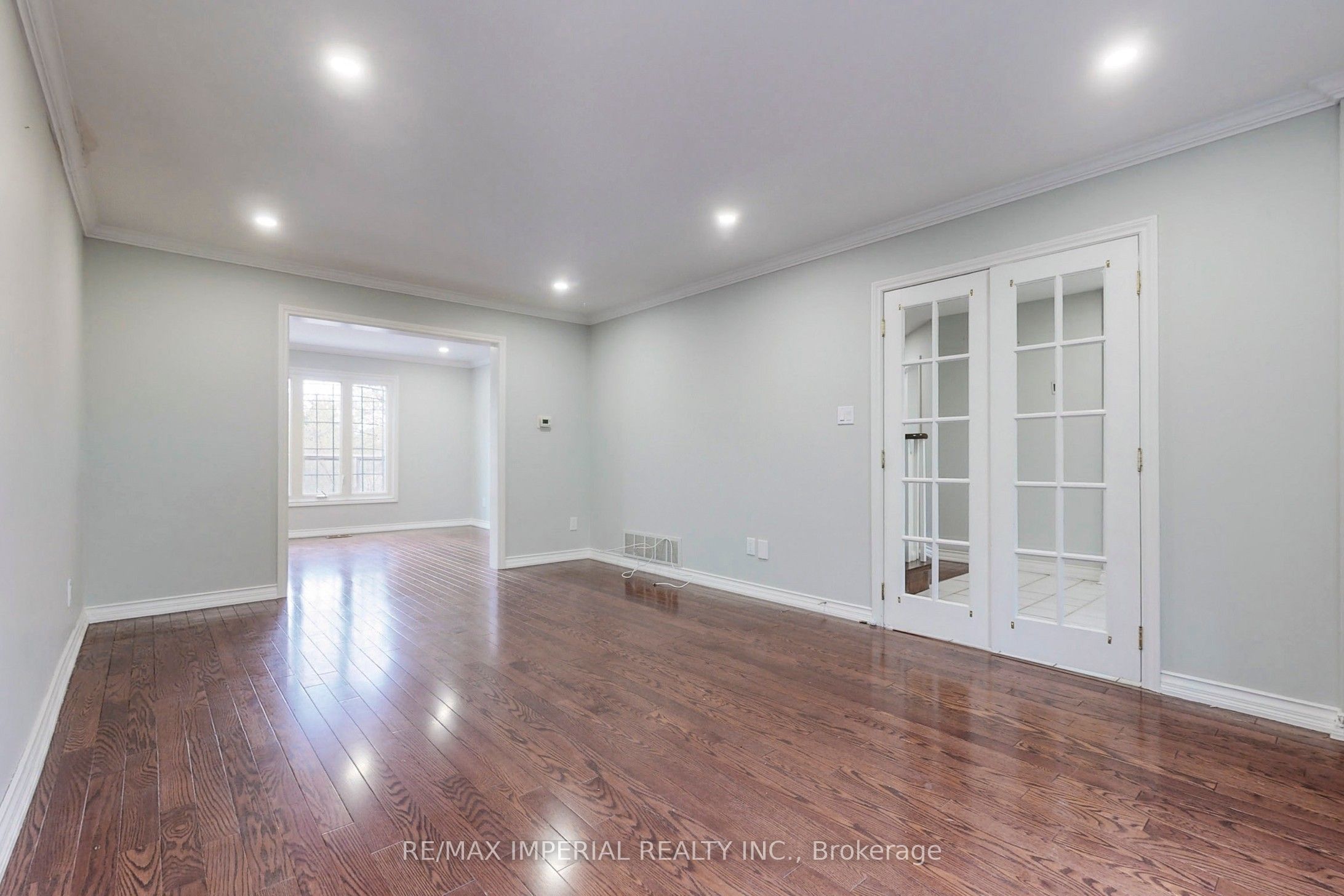 2 Craigleith Crescent, Richmond Hill 5