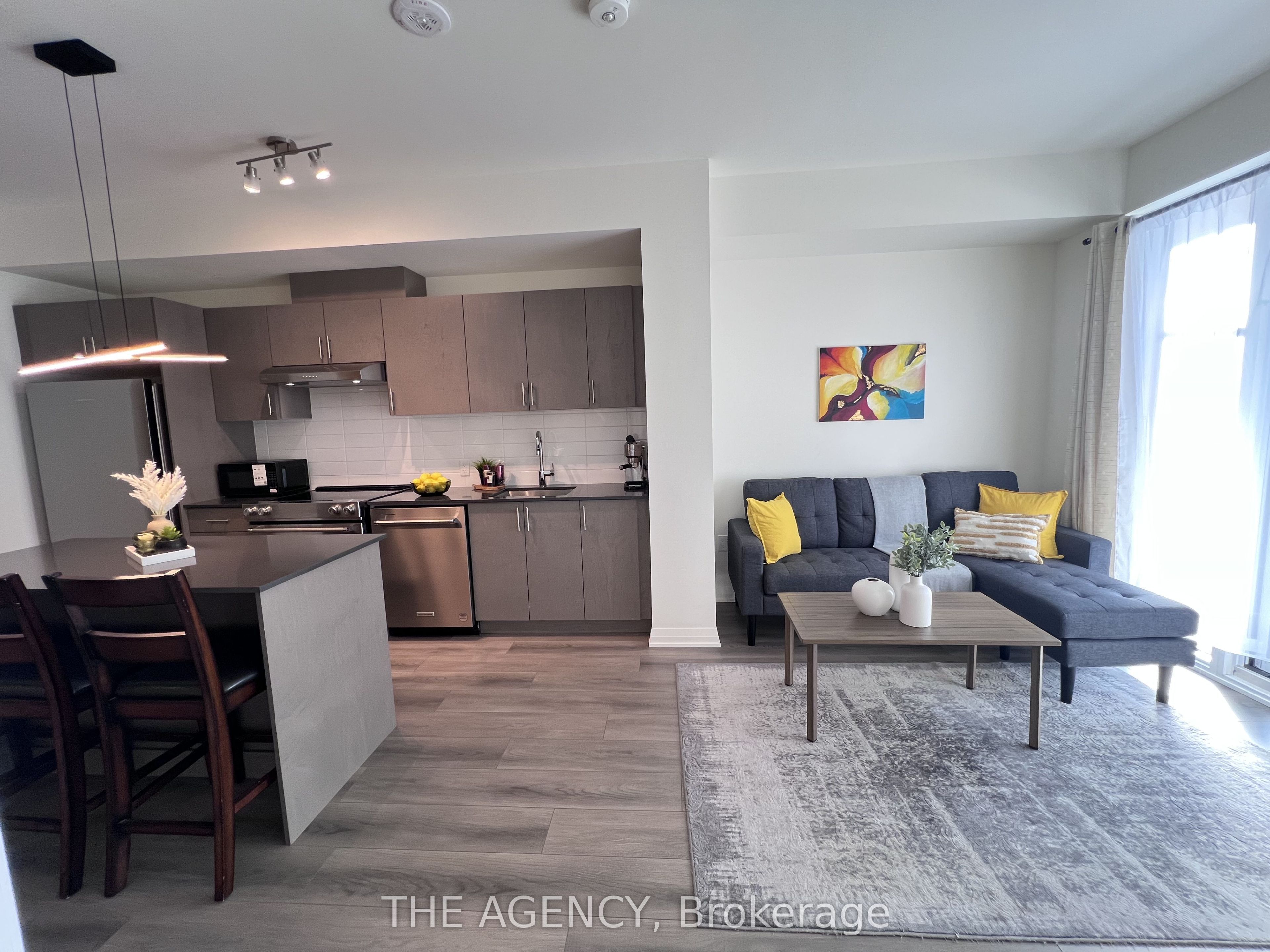 Unit 1402 - 8960 Jane Street E, Vaughan 2