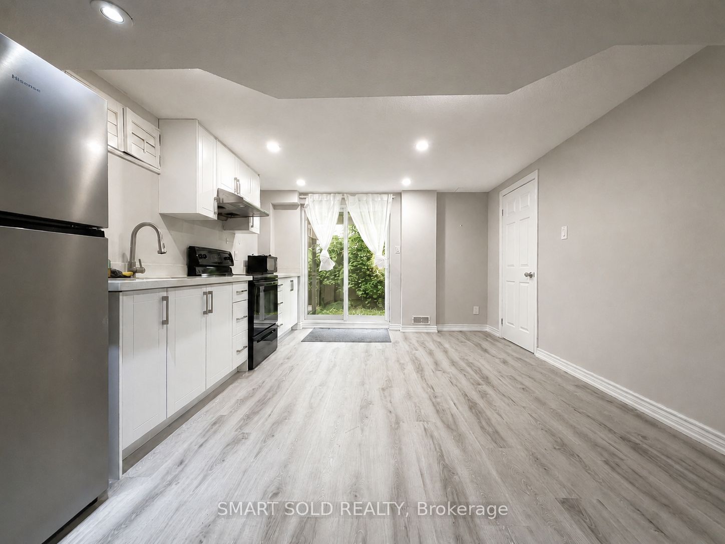 Unit Lower - 71 Dewpoint Road, Vaughan 3