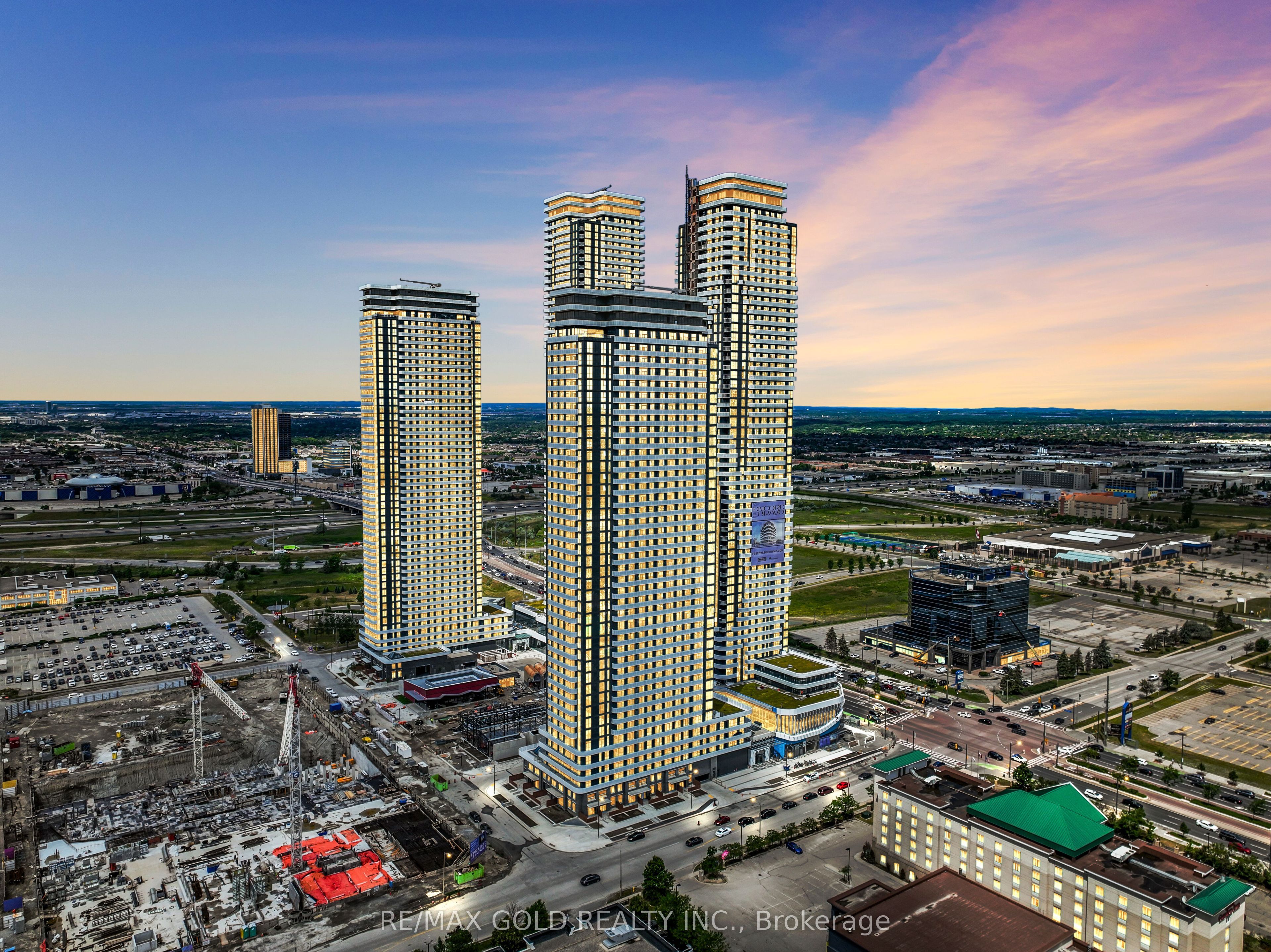 Unit 608 - 28 Interchange Way, Vaughan 2