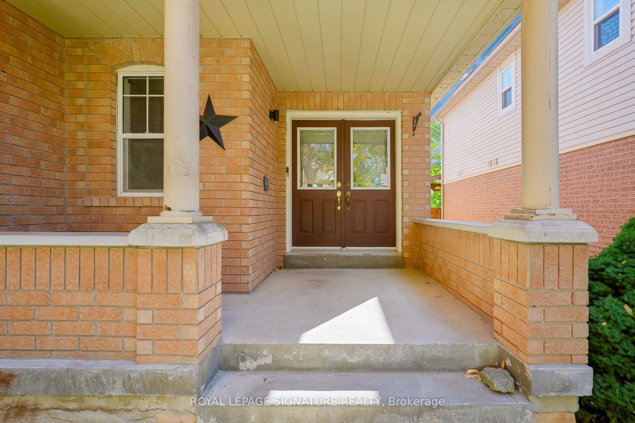 63 Woodroof Crescent, Aurora 5