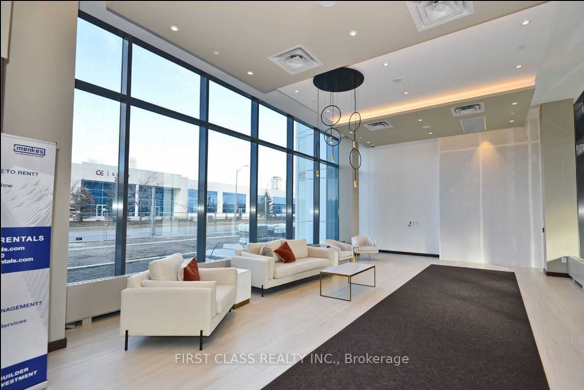 Unit 2012 - 38 Honeycrisp Crescent, Vaughan 3
