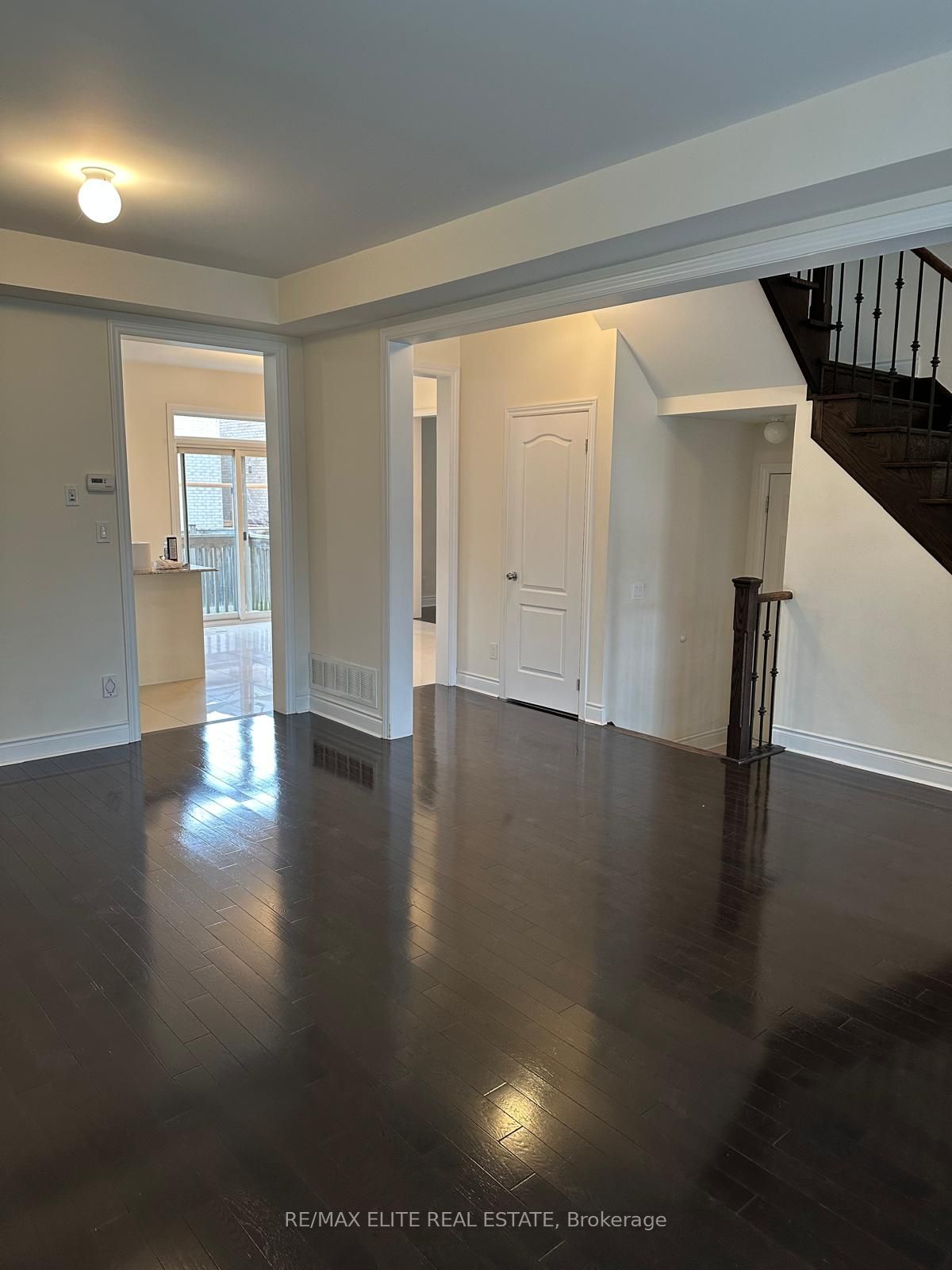 959 Ernest Cousins Circle, Newmarket 5