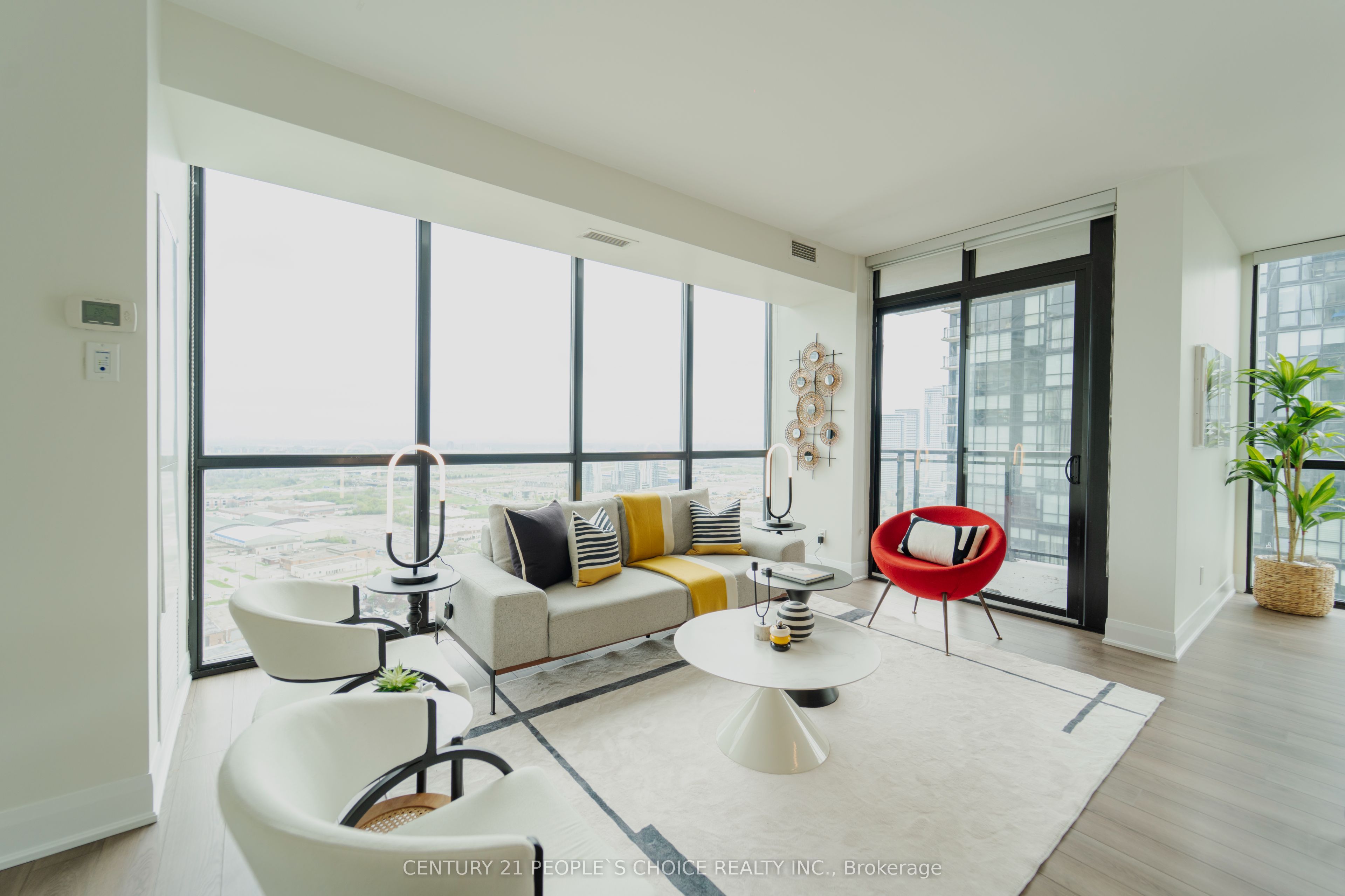 Unit 2803 - 2900 Highway 7 Road, Vaughan 4