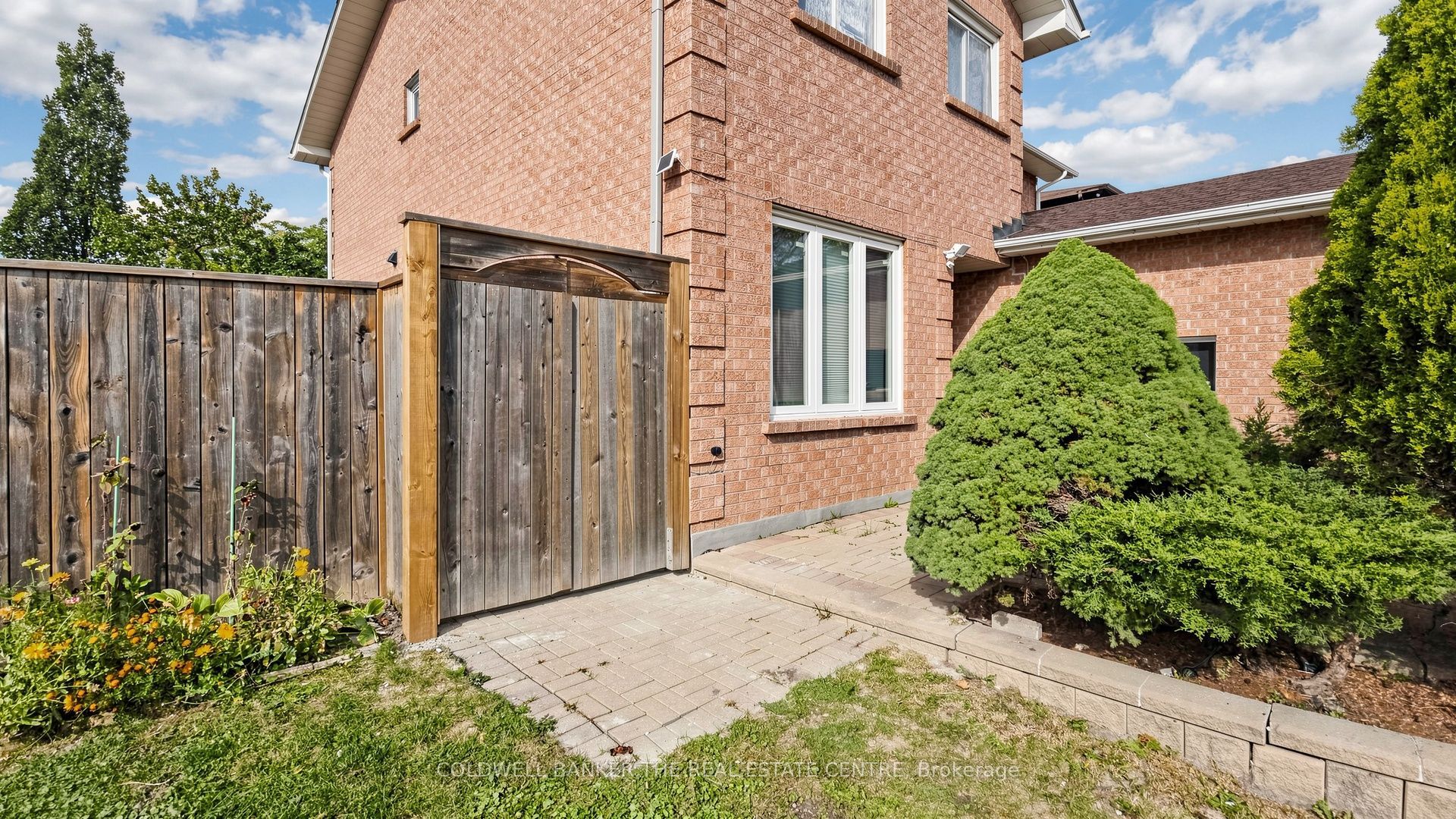 6 Mcquarrie Lane, Vaughan 5