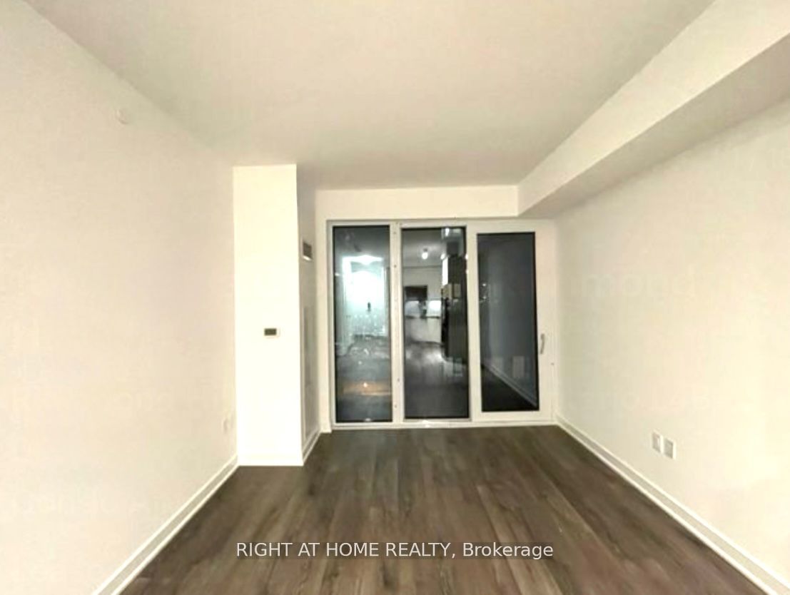 Unit 2002 - 105 Oneida Crescent, Richmond Hill 5