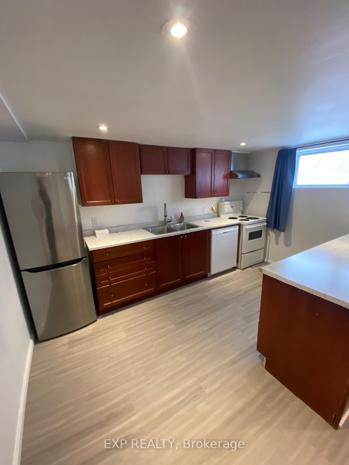 Unit Basement Apartment - 34 South Street, Orillia 2