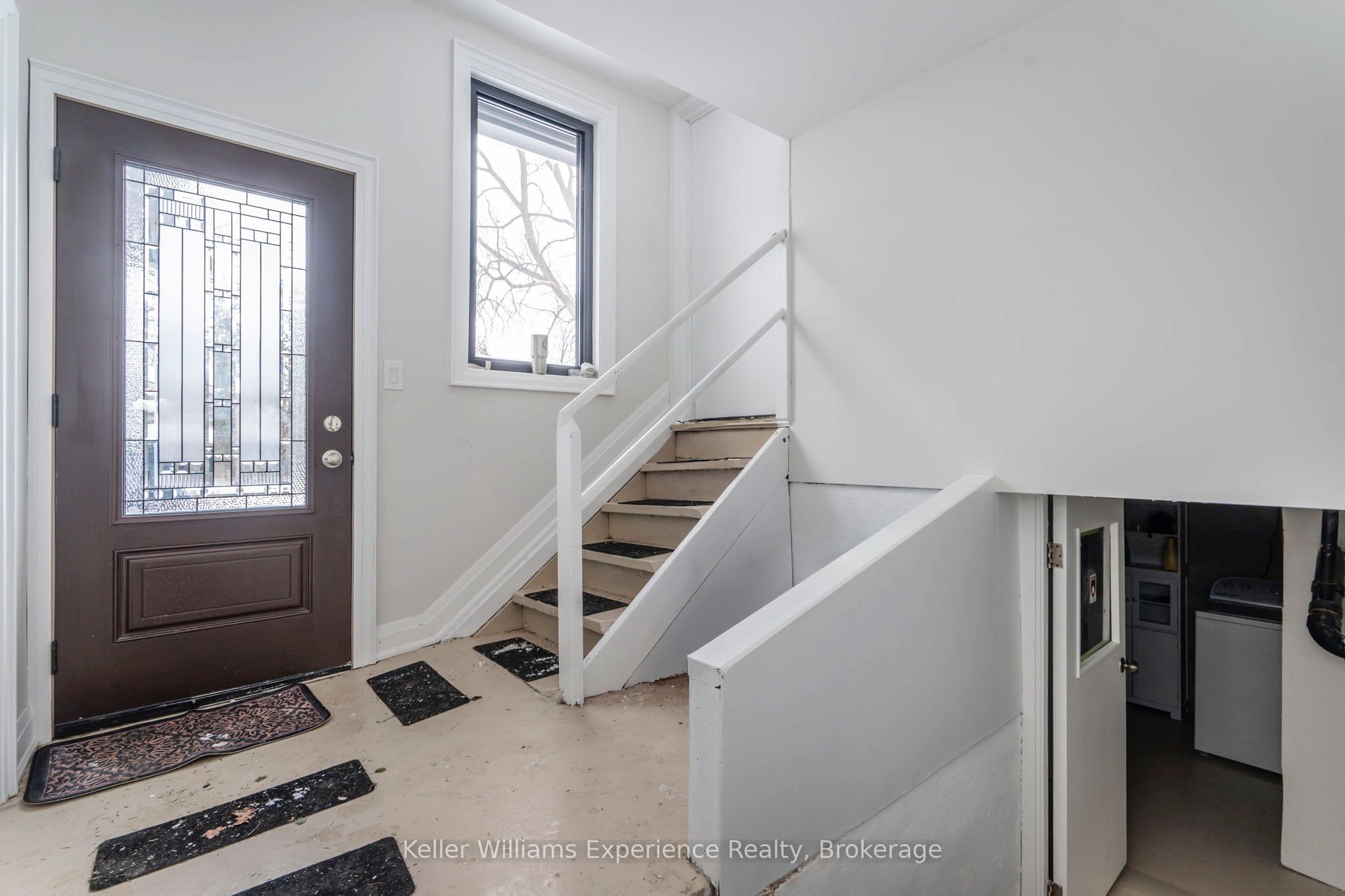 65 Drury Lane, Barrie 4