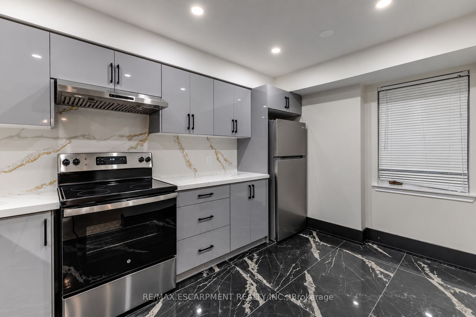 Unit 8 - 20 Mulligan Lane, Wasaga Beach 5
