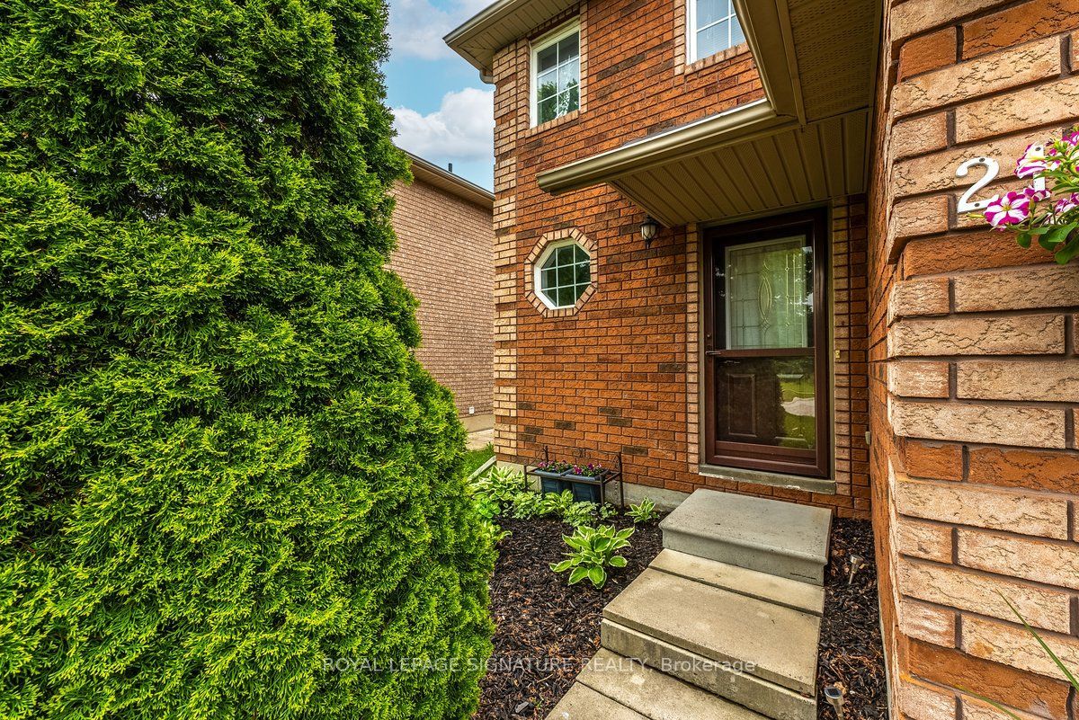 215 Turnbridge Road, Barrie 4