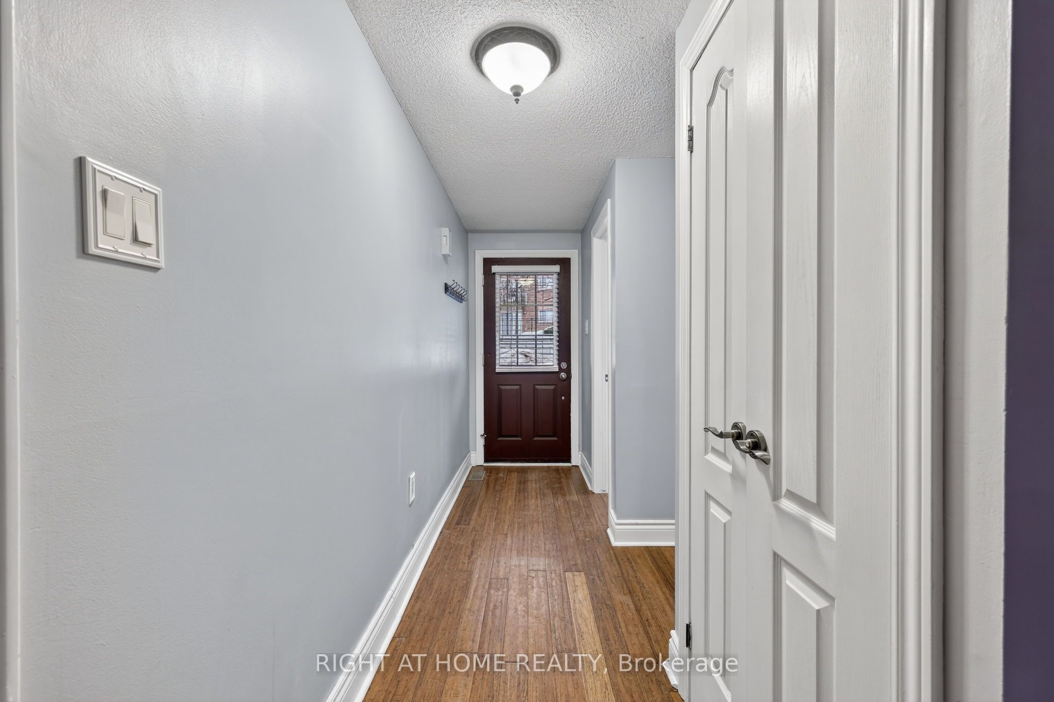 Unit 10 - 32 Sawmill Road, Barrie 2