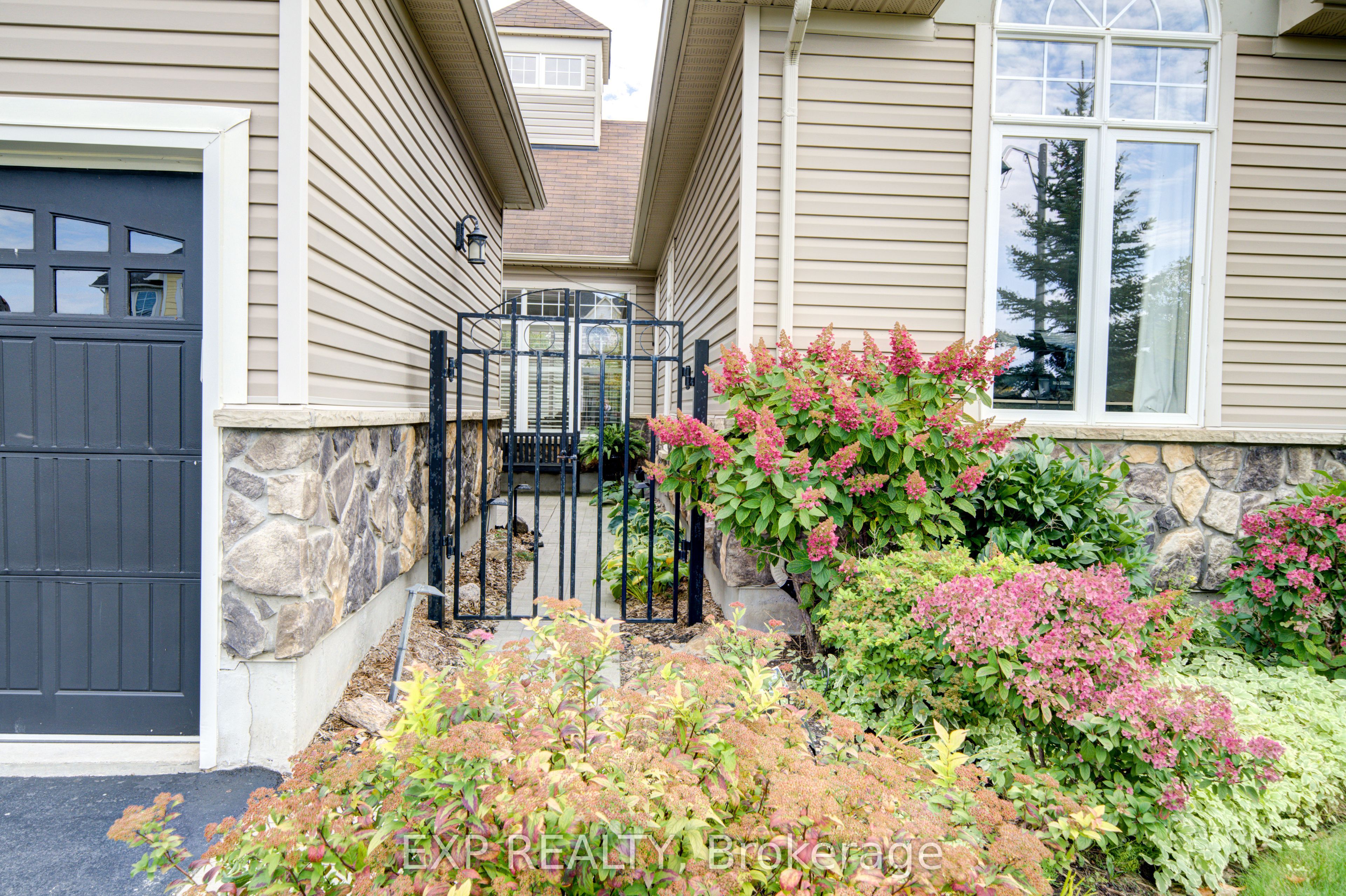 1 SILVER Crescent, Collingwood 2