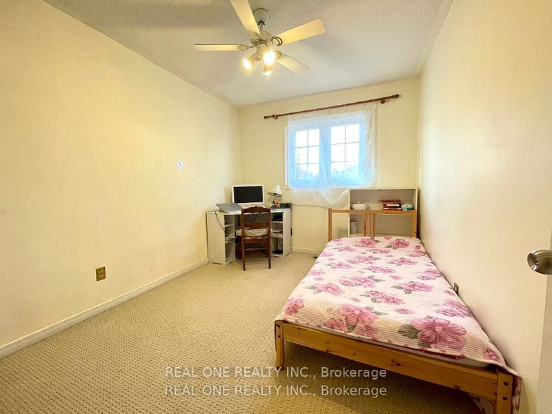 Unit Unit 1 - 1235 Blackburn Drive, Oakville 3