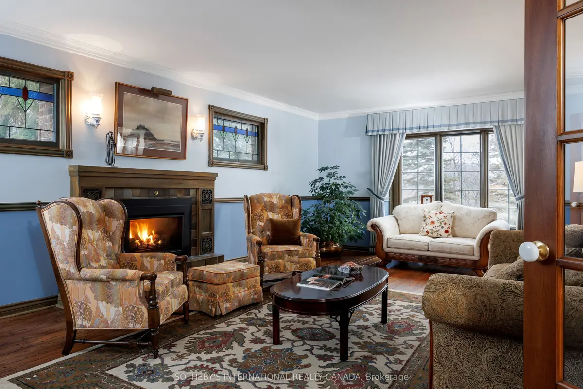 4207 Bridlepath Trail, Mississauga, Ontario Sold History | HouseSigma