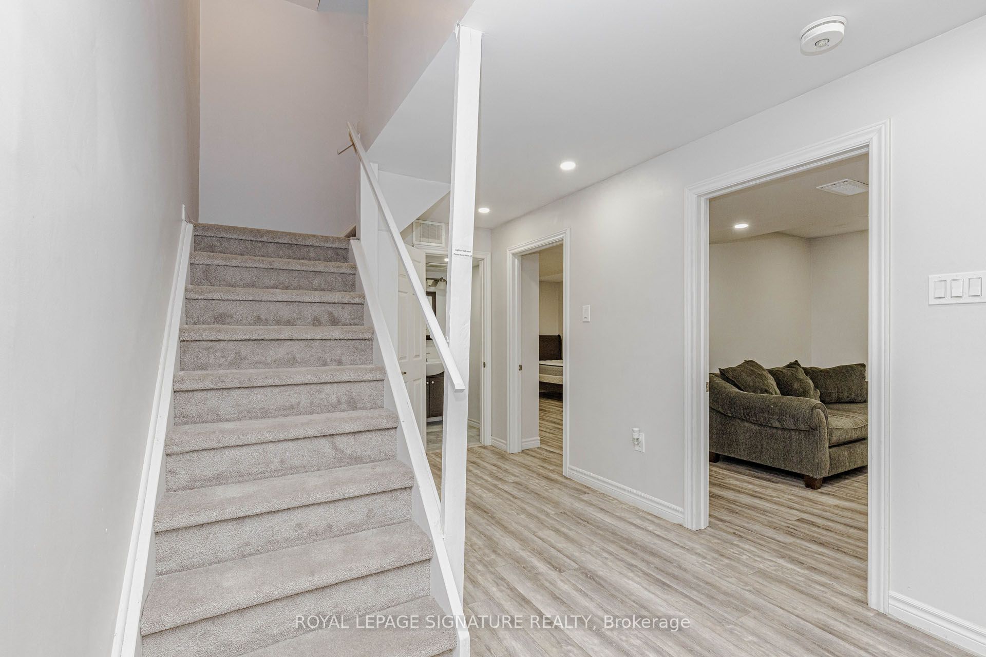 Unit Basment - 101 Hullrick Drive, Etobicoke 5