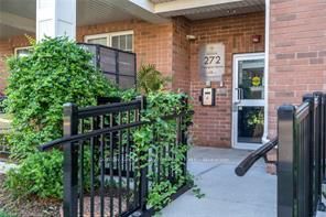 Unit 204 - 272 Georgian Drive, Oakville 2