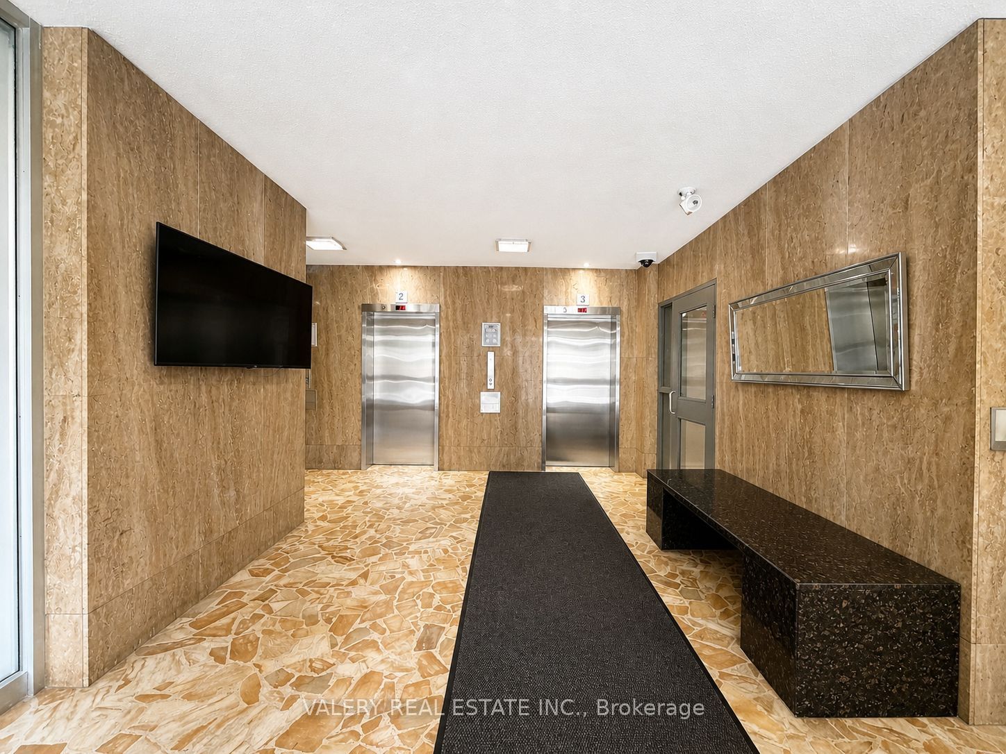 Unit 407 - 70 Park Street E, Mississauga 2