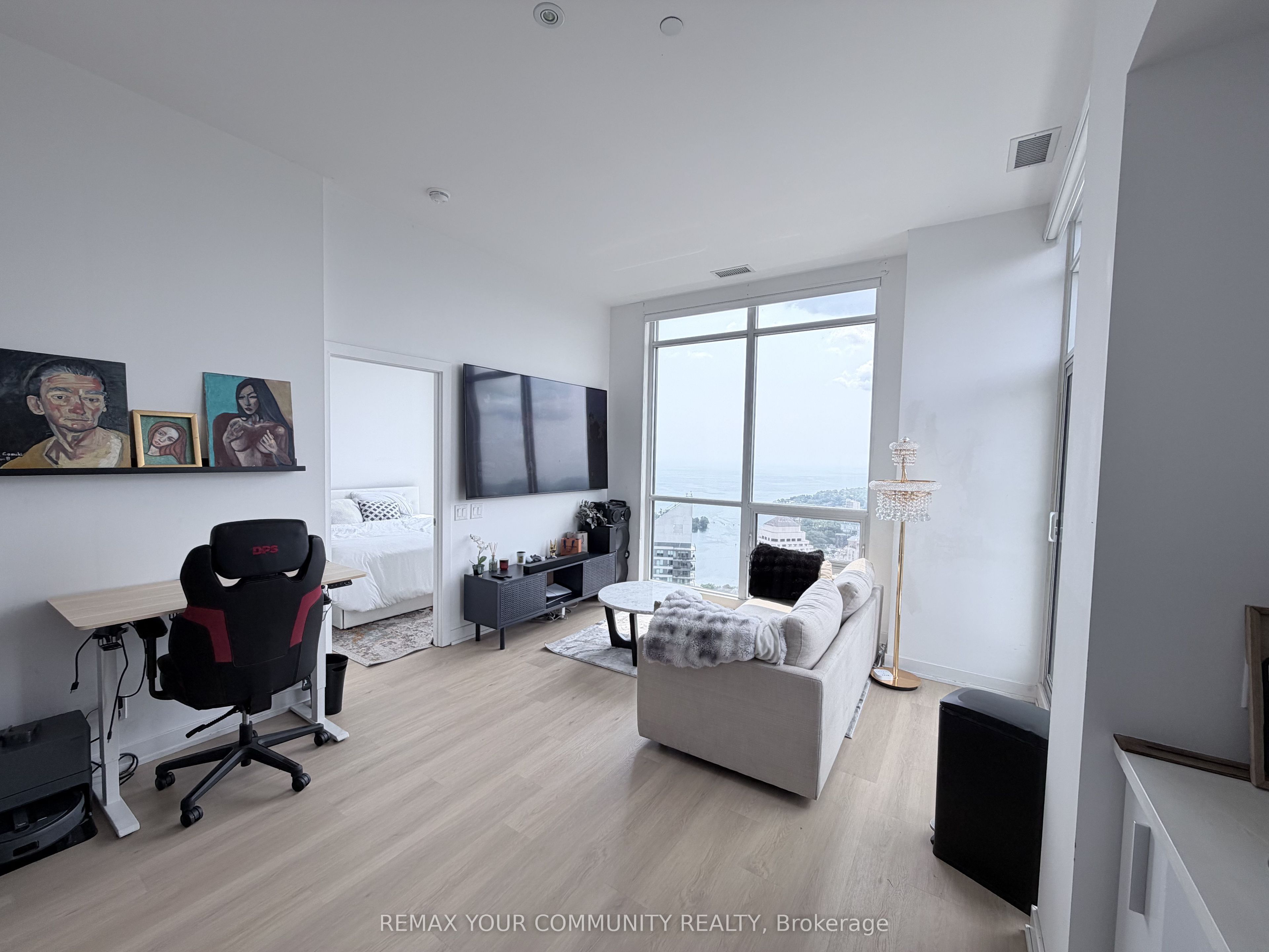 Unit PH2 - 2220 Lakeshore Boulevard, Etobicoke 4