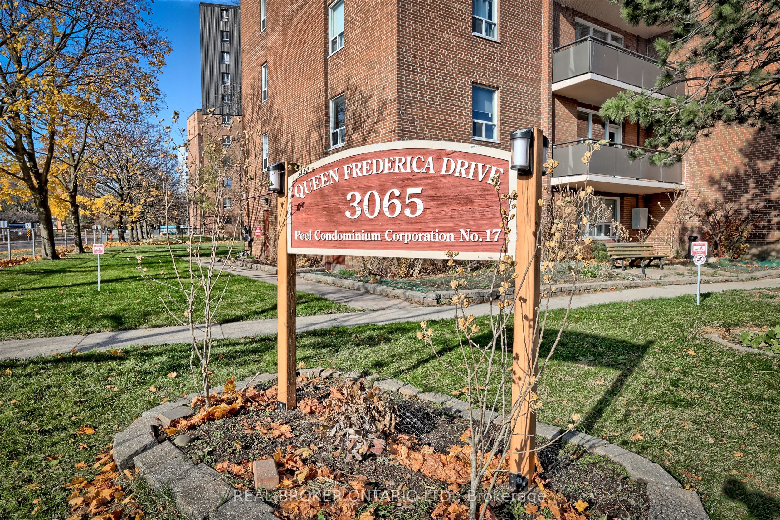Unit 707 - 3065 Queen Frederica Drive, Mississauga 3