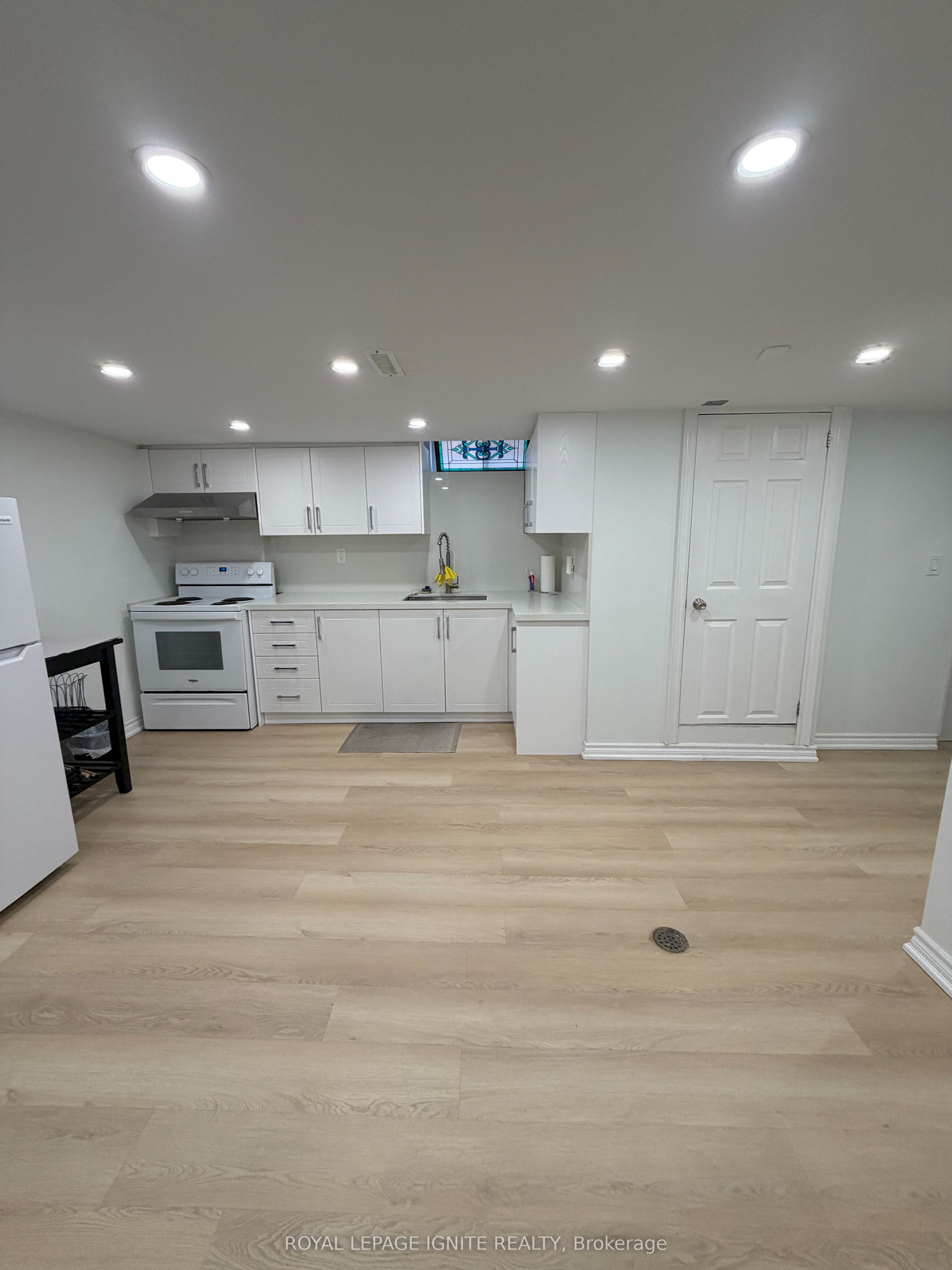 Unit Bsmt - 21A Lambton Avenue, Toronto 4