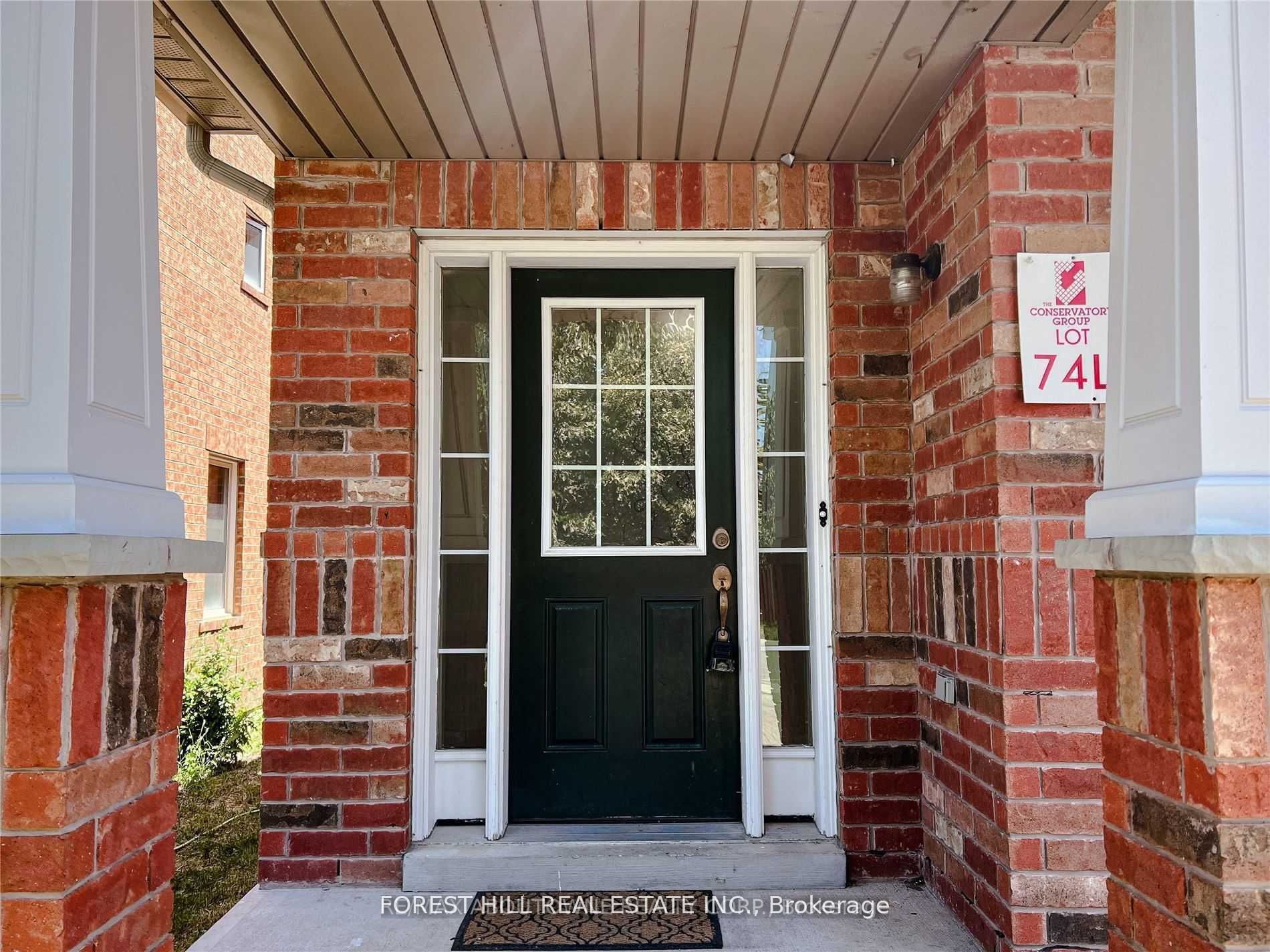 576 Courtney Valley Road, Mississauga 3