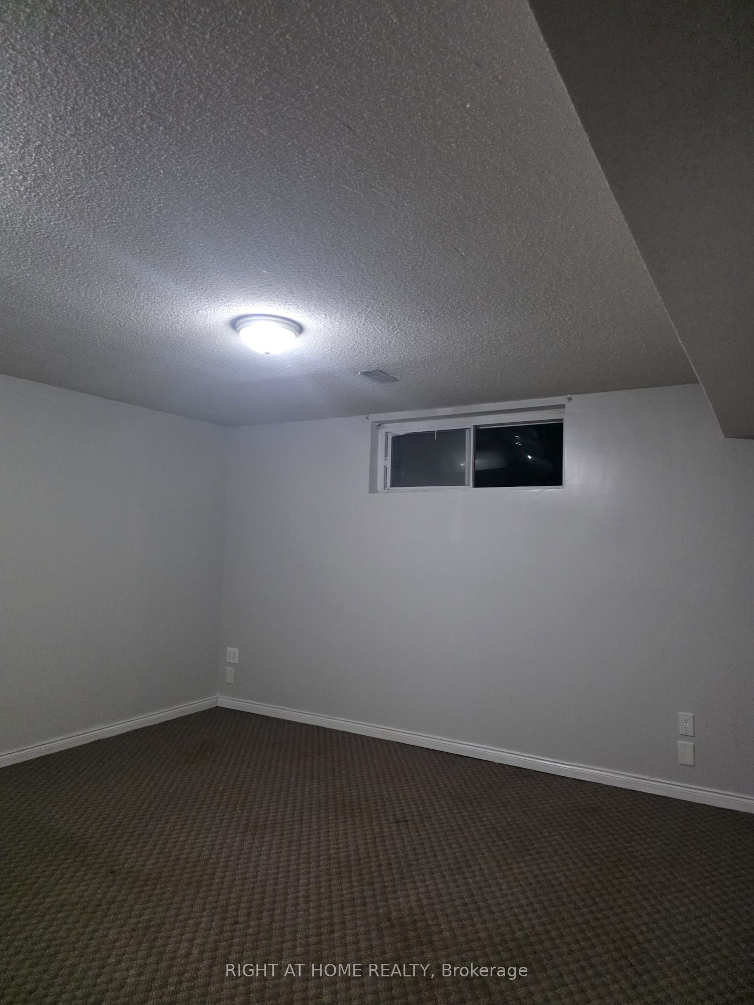 Unit Bsmt - 14 Alhart Drive, Etobicoke 2