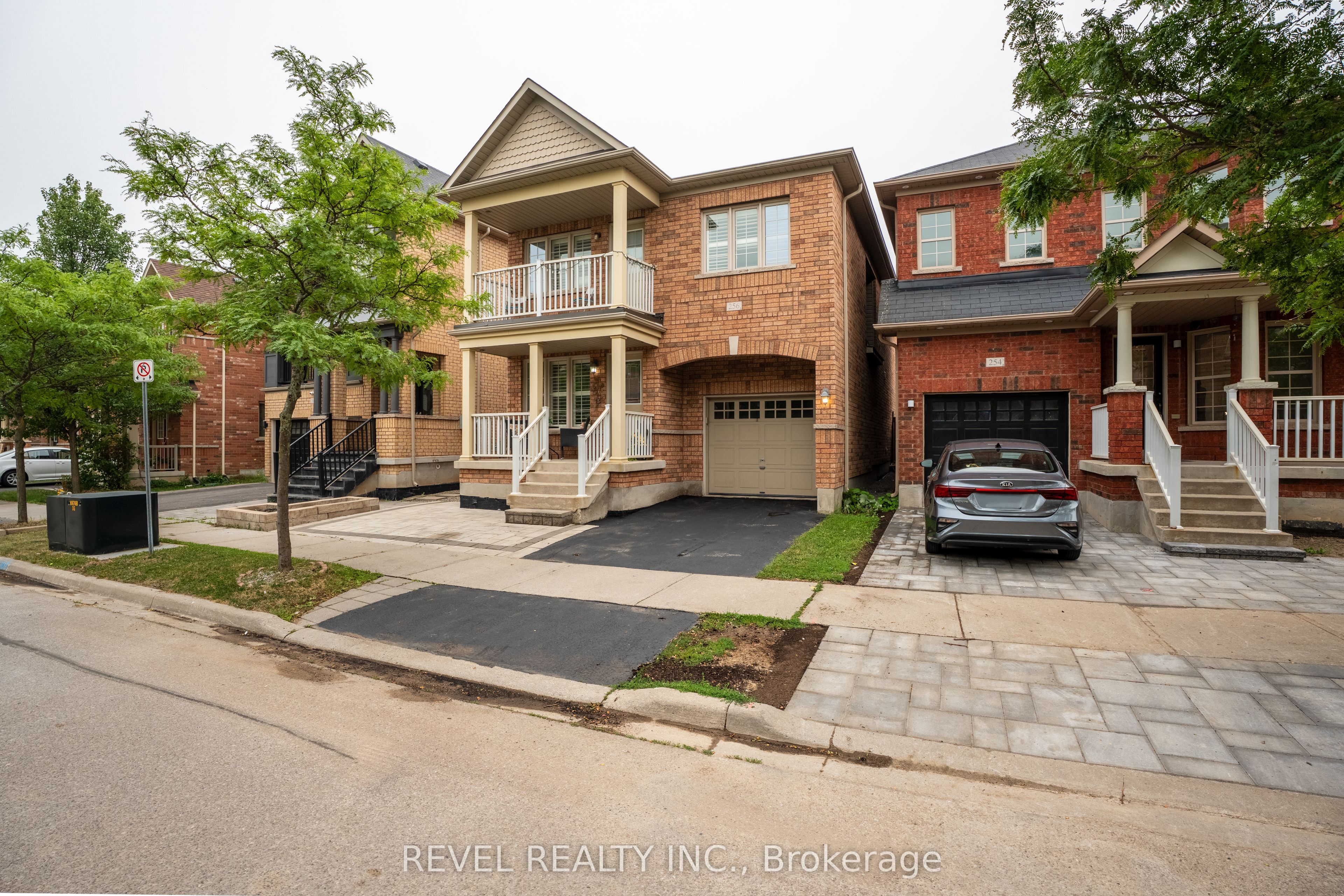256 Giddings Crescent, Milton 3