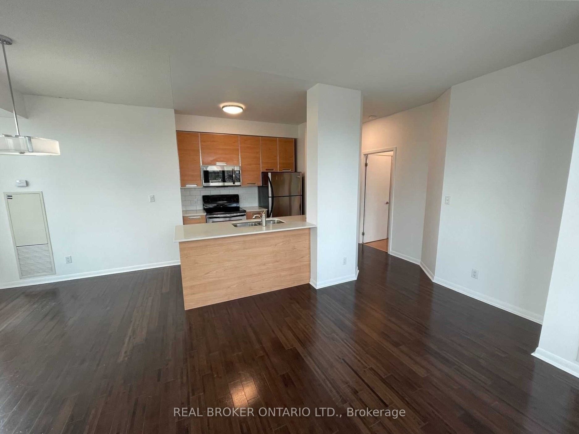 Unit 318 - 3391 Bloor Street W, Etobicoke 4