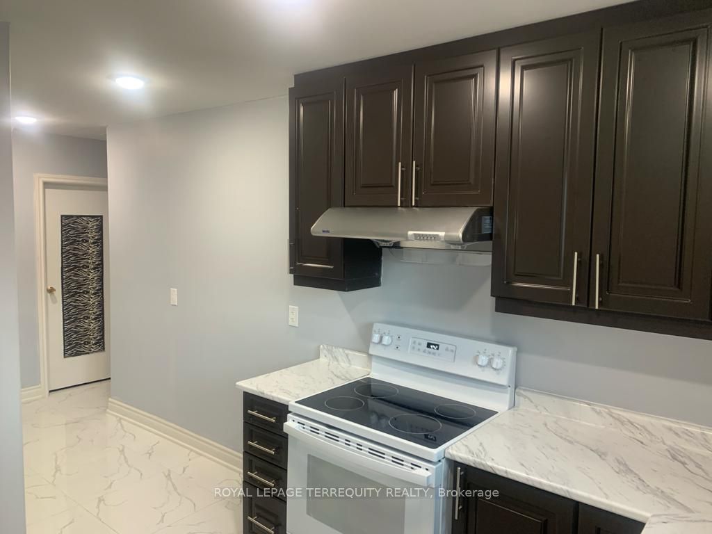 (Address not available), Brampton 5